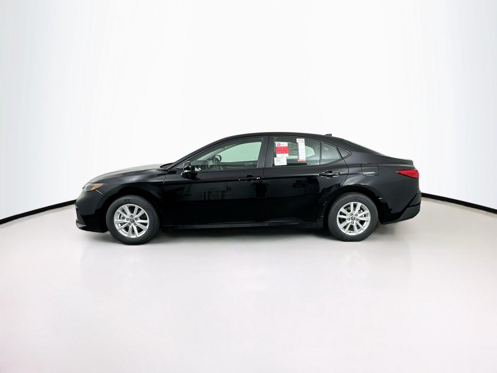 2026 Toyota Camry LE photo 8