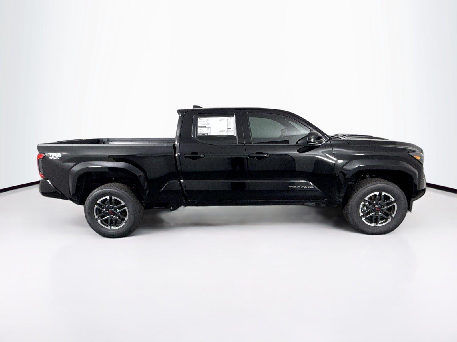 2026 Toyota Tacoma TRD Sport photo 5