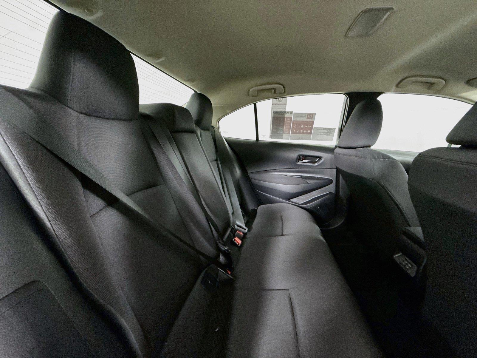 2026 Toyota Corolla LE photo 37