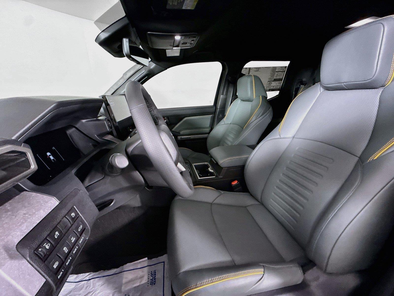 2026 TOYOTA Tacoma Trailhunter HV photo 12