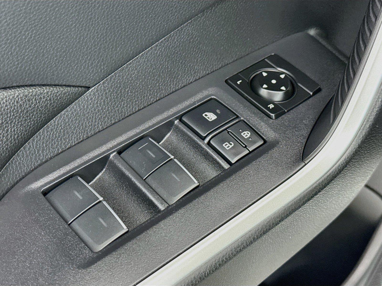2024 Toyota RAV4 Hybrid SE photo 28
