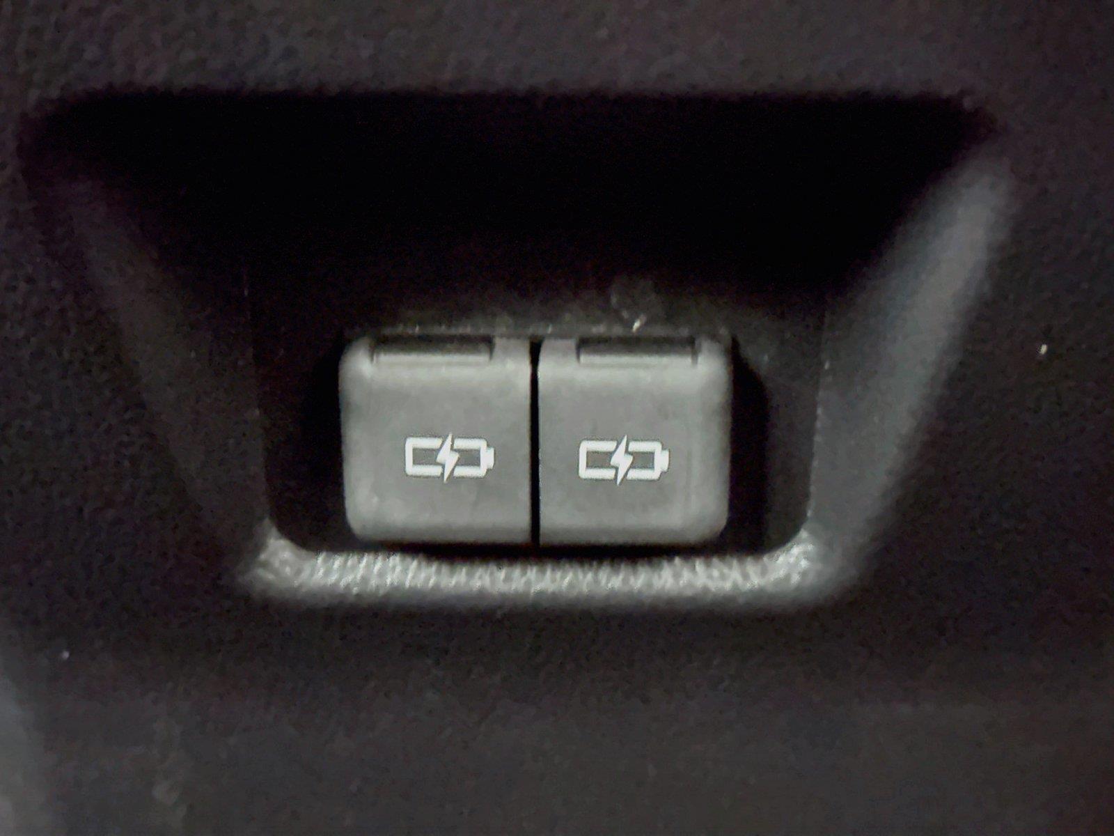 2024 Toyota RAV4 Hybrid SE photo 37