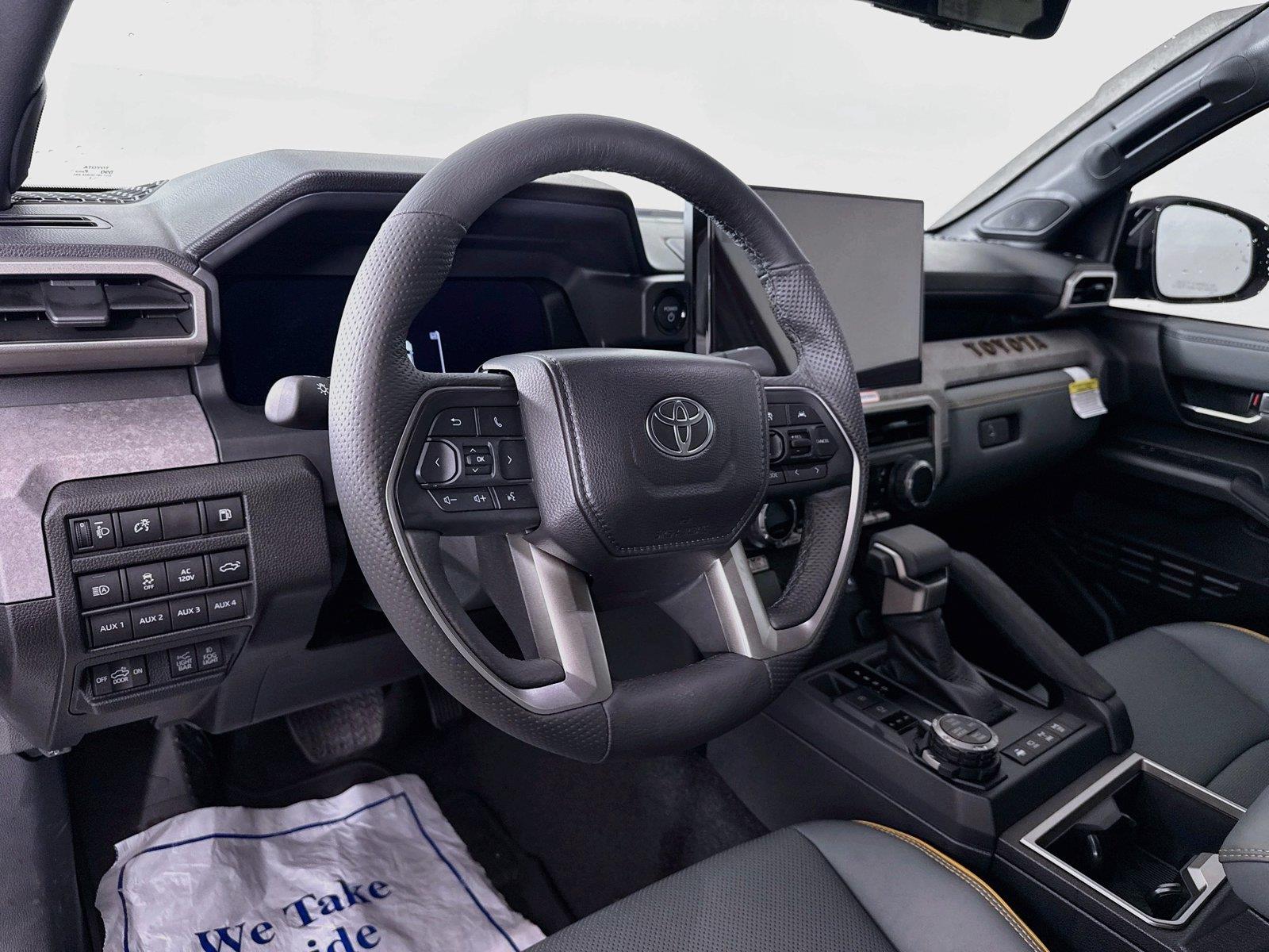 2026 TOYOTA Tacoma Trailhunter HV photo 13