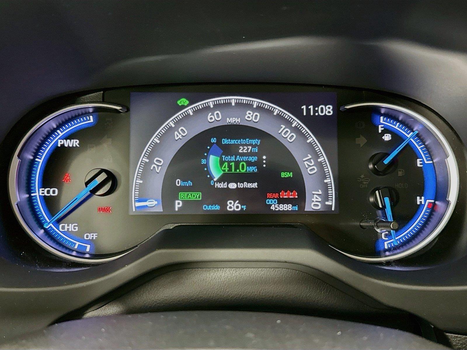 2024 Toyota RAV4 Hybrid SE photo 20