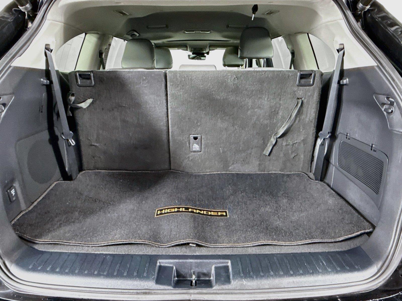 2022 Toyota Highlander Hybrid Bronze Edition photo 37