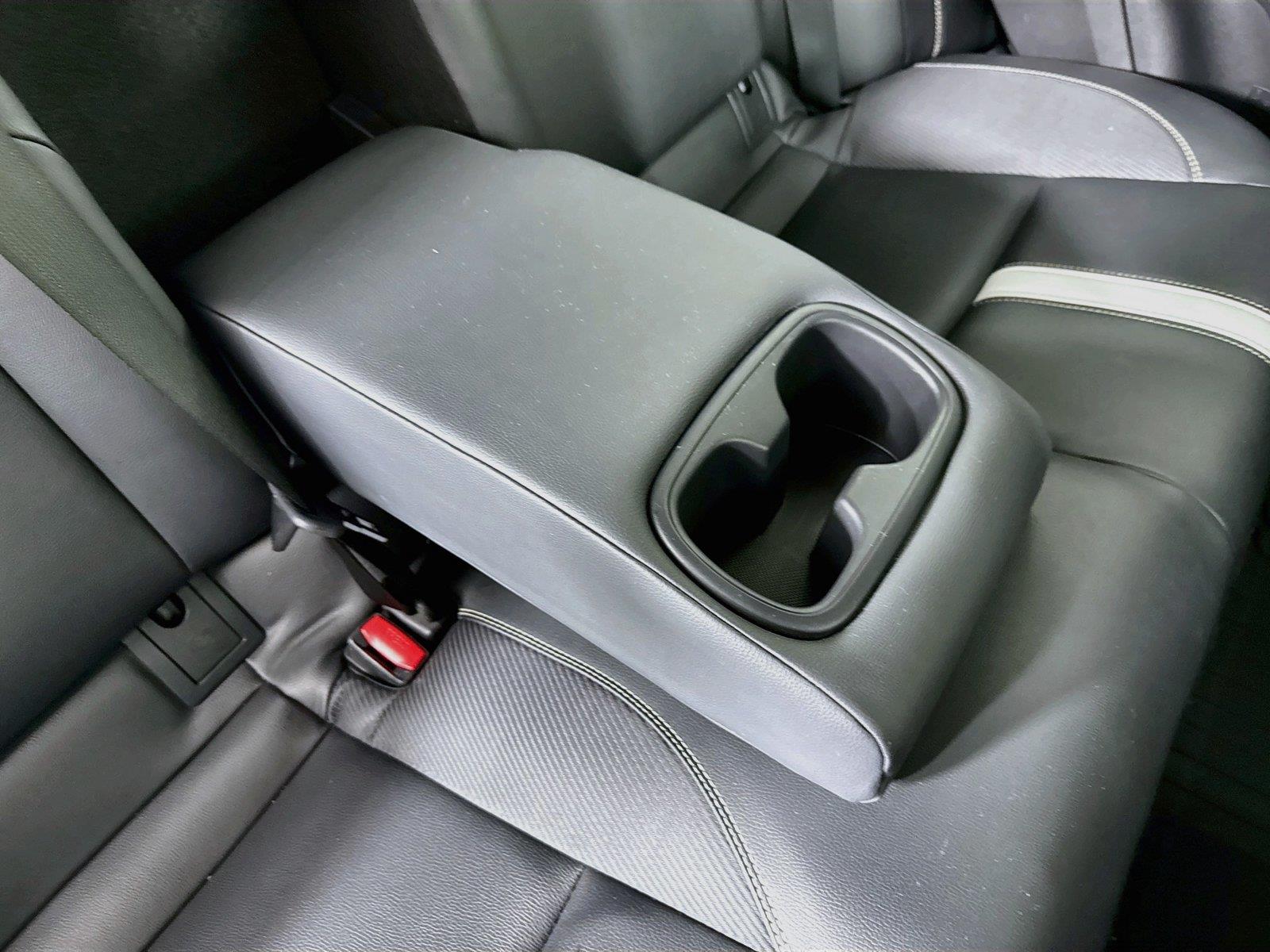 2025 Toyota Camry SE photo 36