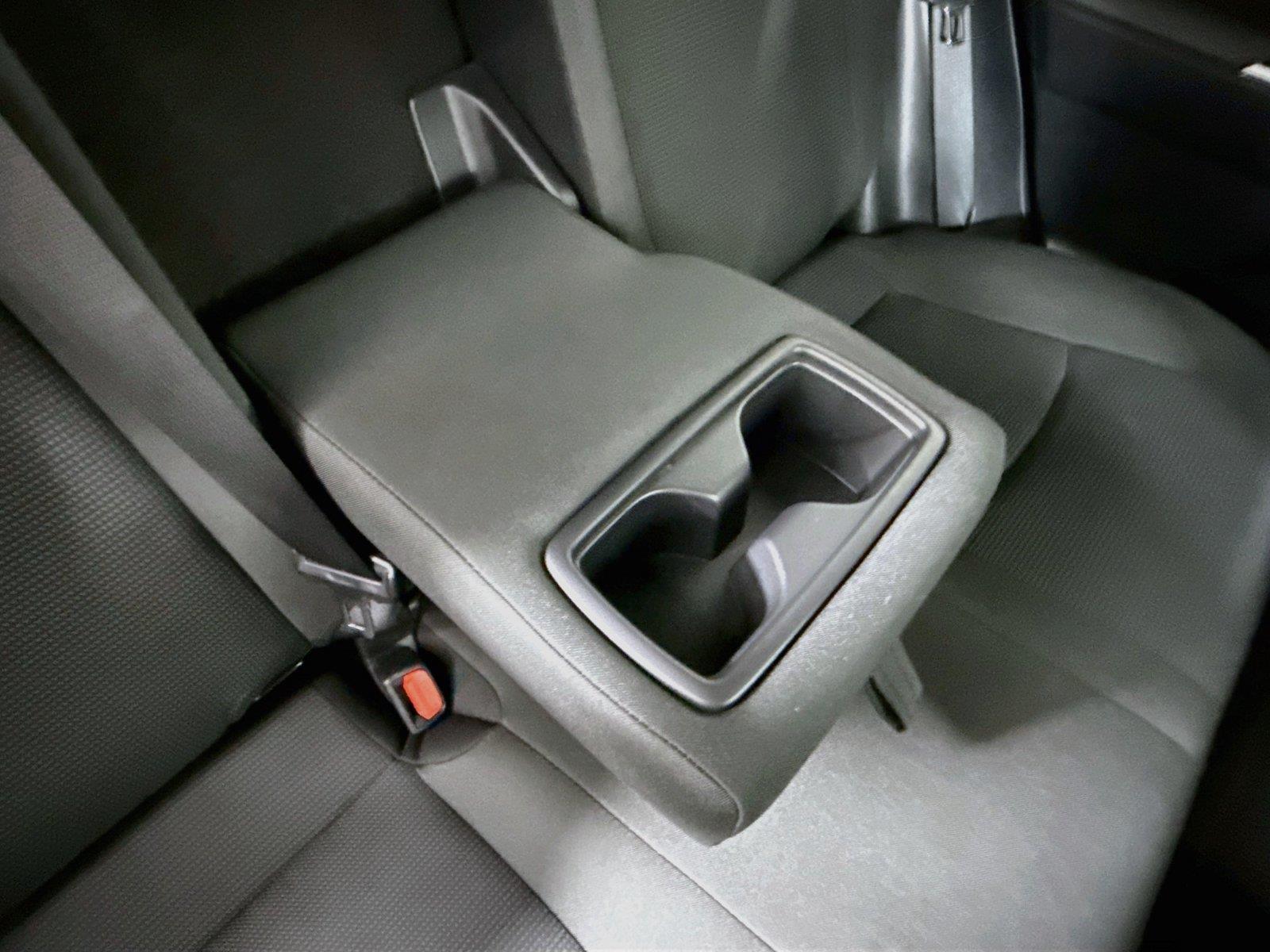 2025 Toyota RAV4 LE photo 34