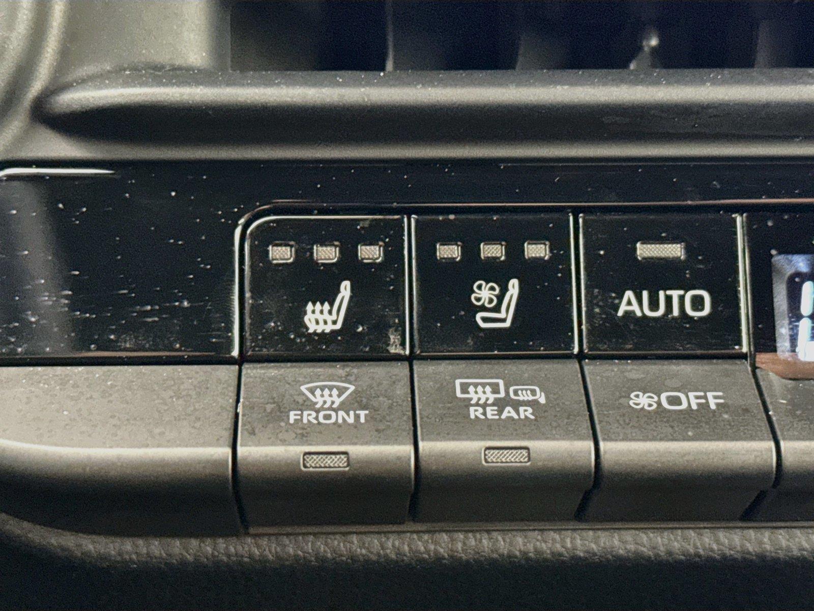 2026 Toyota Crown XLE photo 7