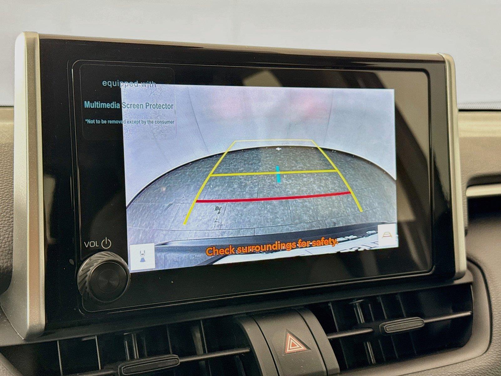 2025 Toyota RAV4 LE photo 20
