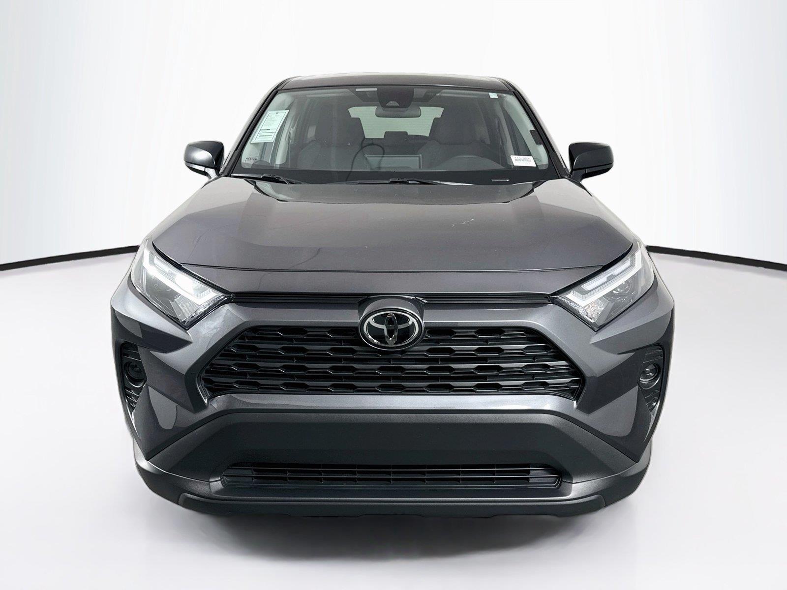 2025 Toyota RAV4 LE photo 6