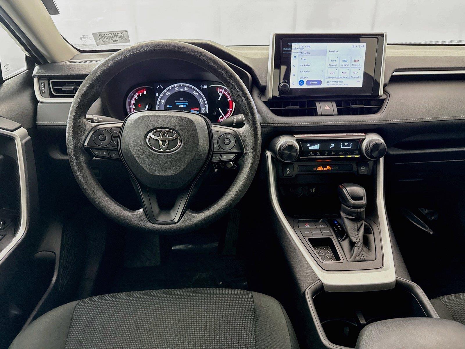 2025 Toyota RAV4 LE photo 26