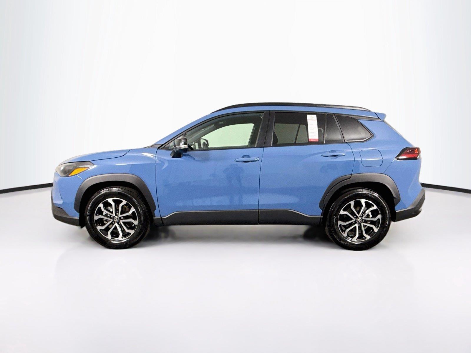 2026 Toyota Corolla Cross Hybrid SE photo 12
