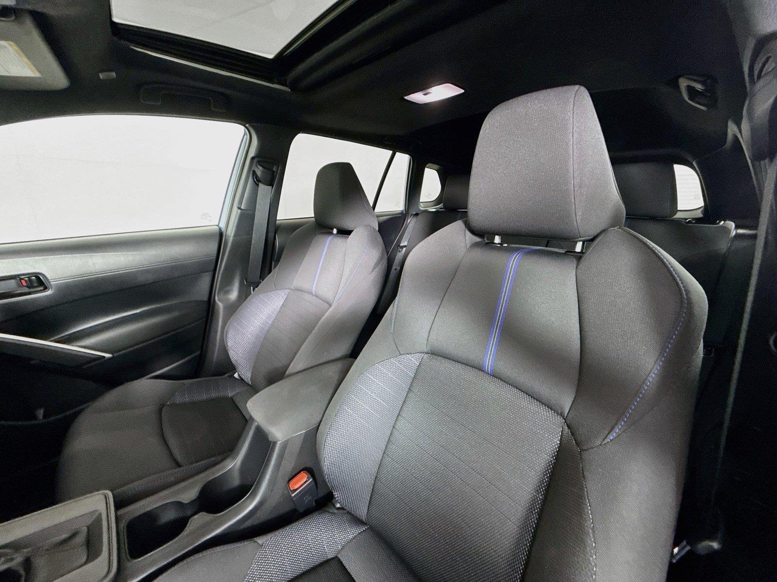 2026 Toyota Corolla Cross Hybrid SE photo 2