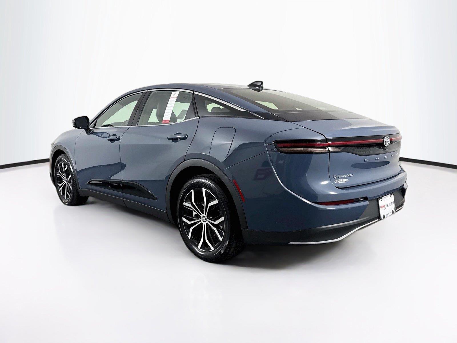 2026 Toyota Crown XLE photo 12