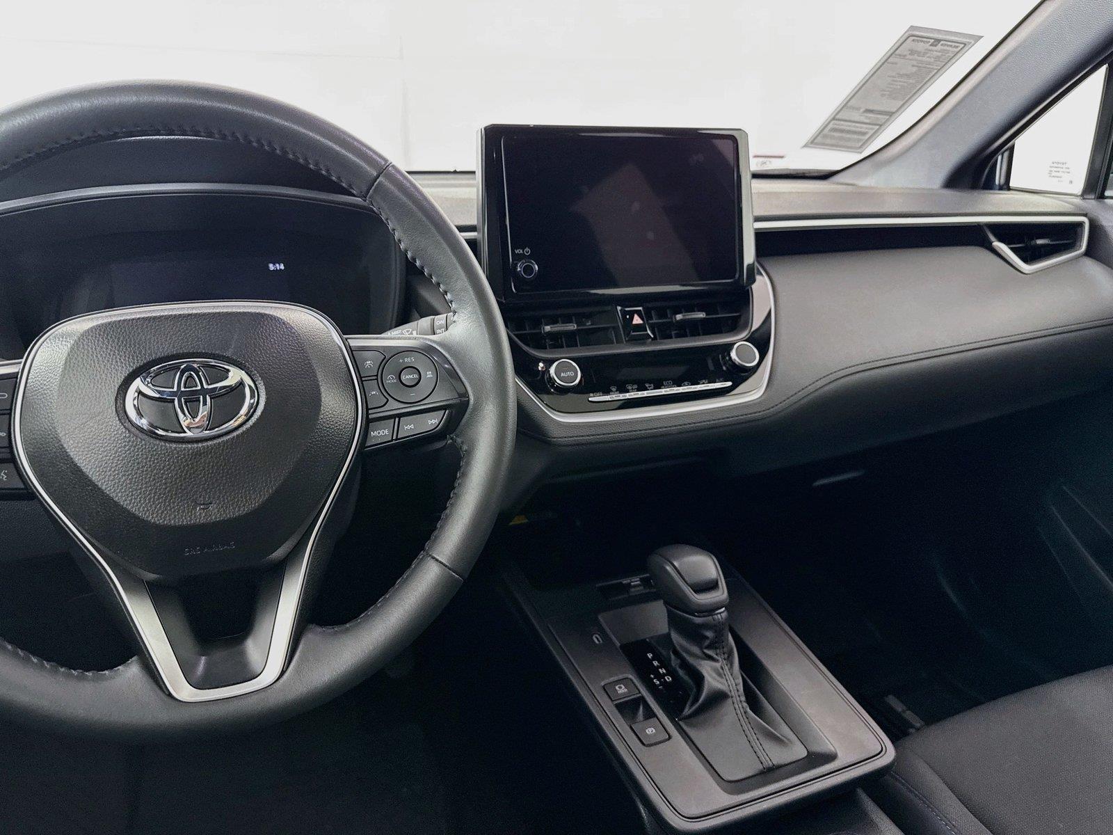 2026 Toyota Corolla Cross Hybrid SE photo 30