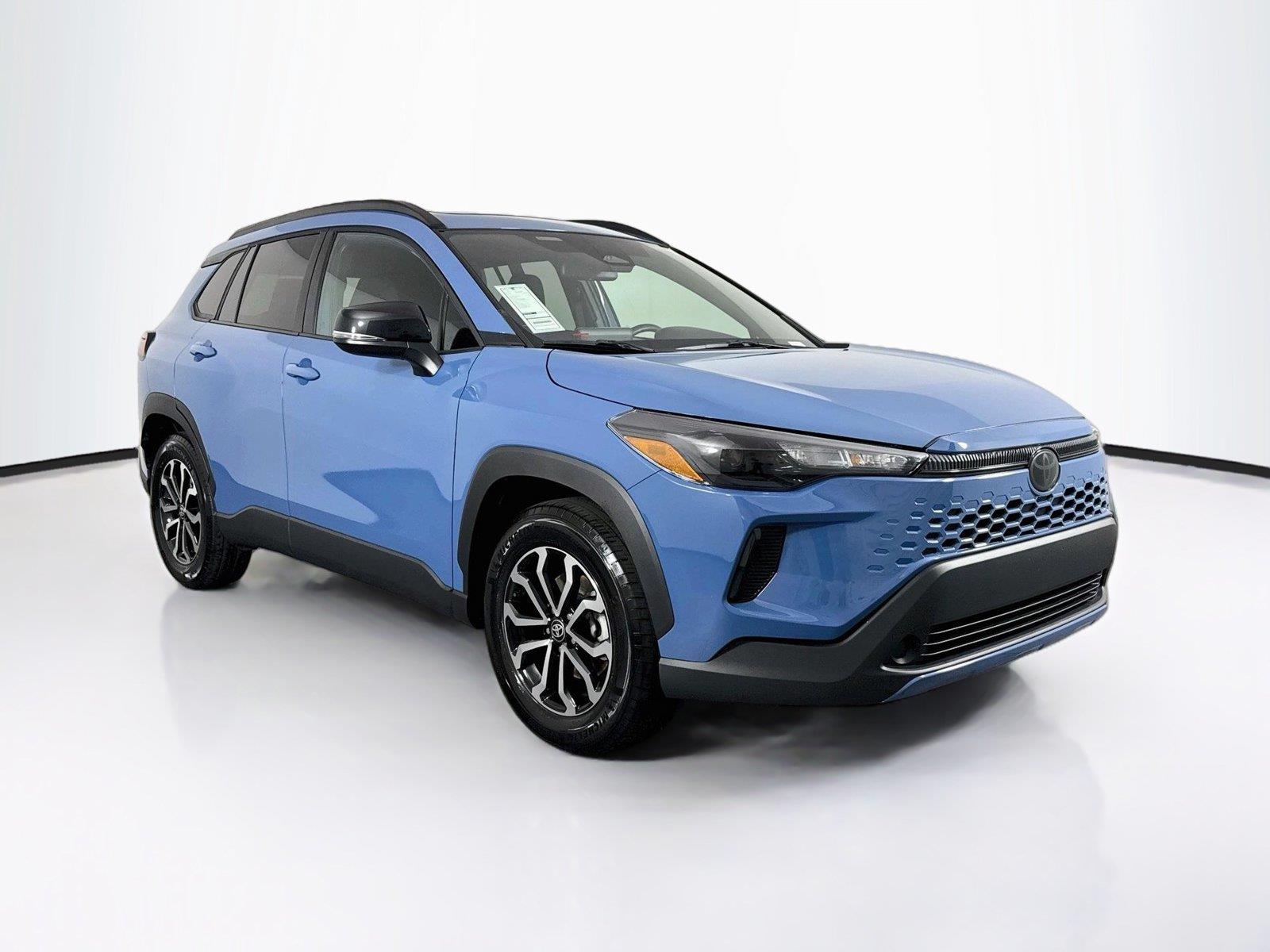 2026 Toyota Corolla Cross Hybrid SE photo 8