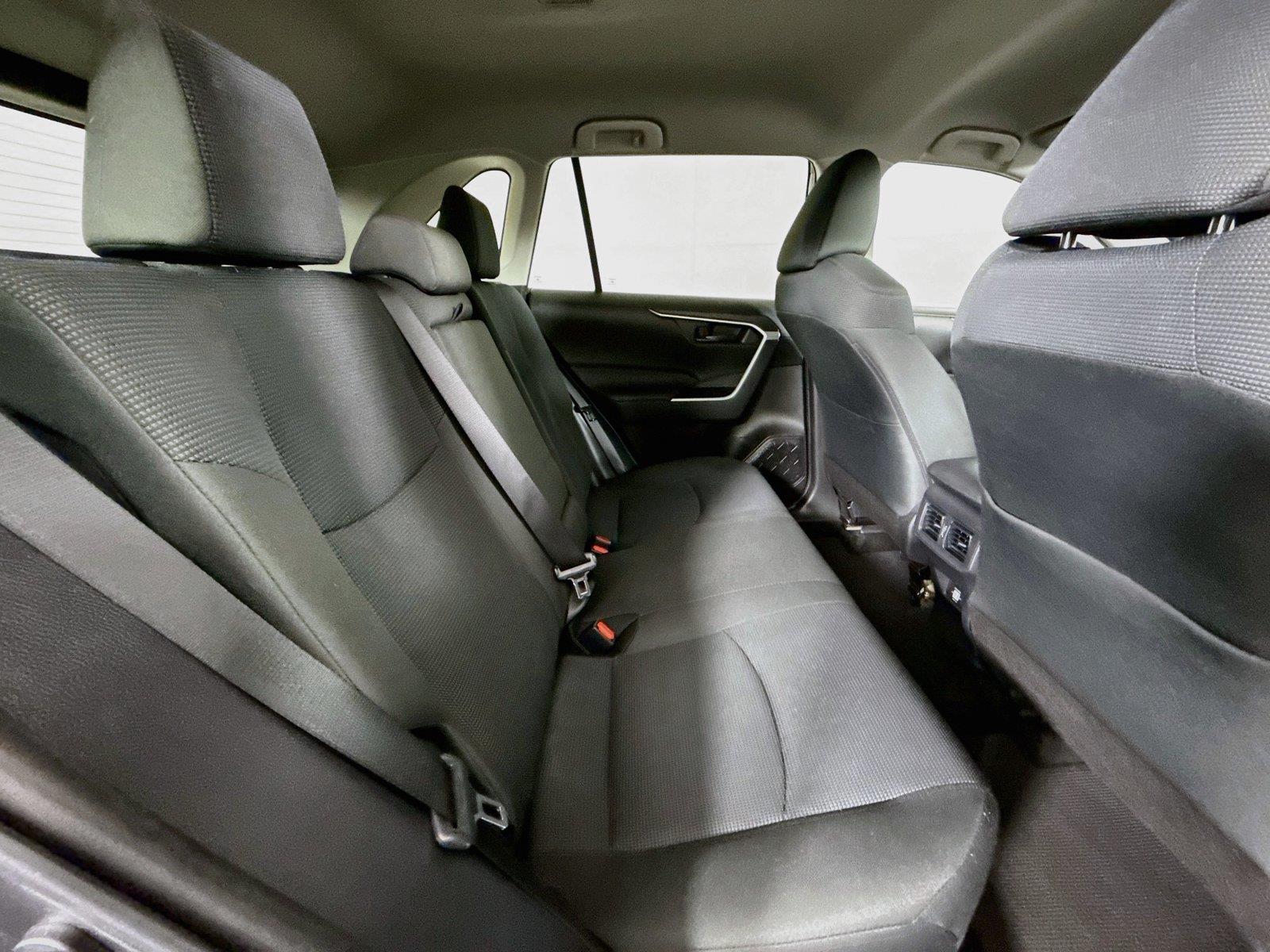 2025 Toyota RAV4 LE photo 35