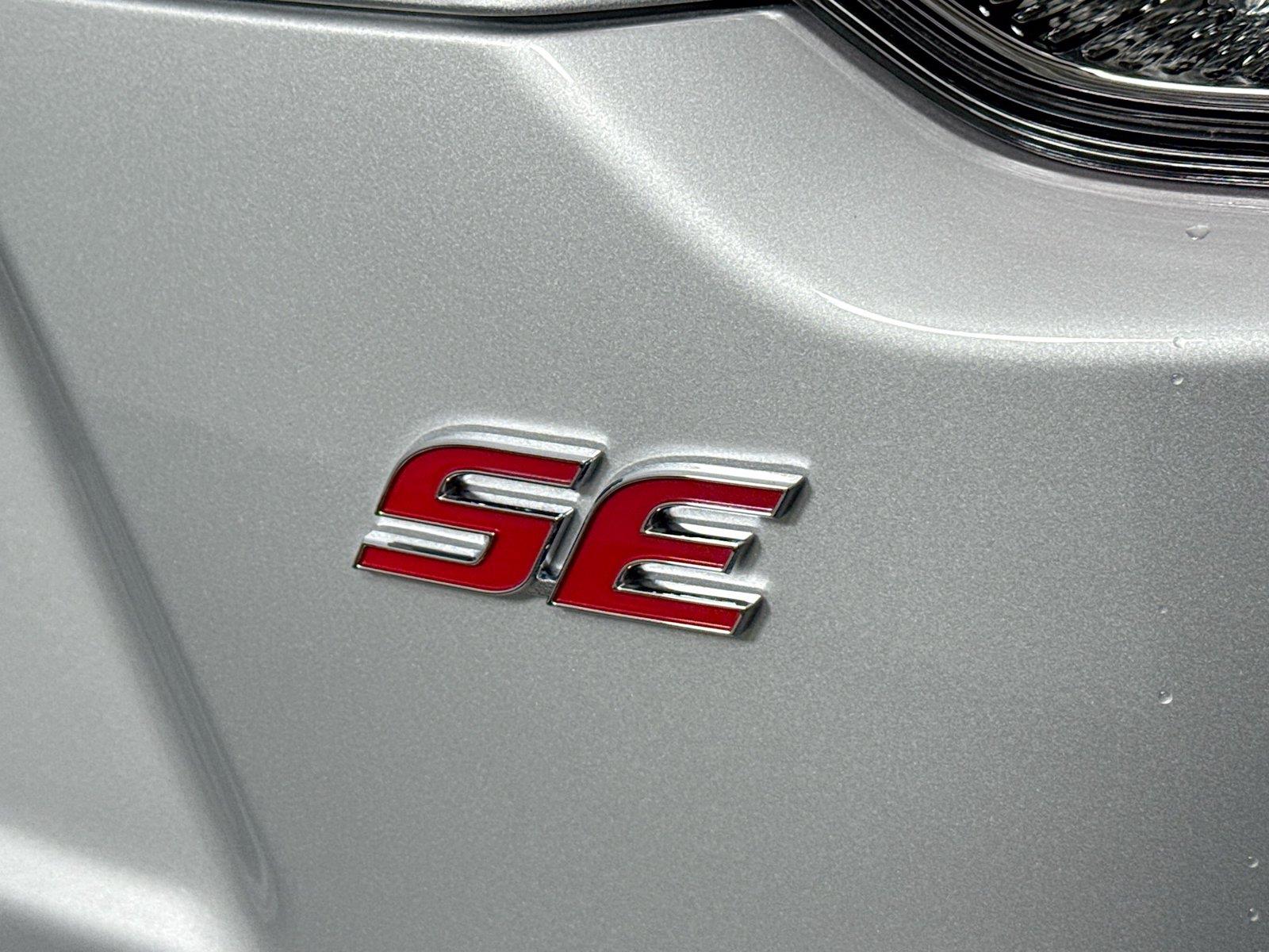 2026 Toyota Corolla SE photo 9