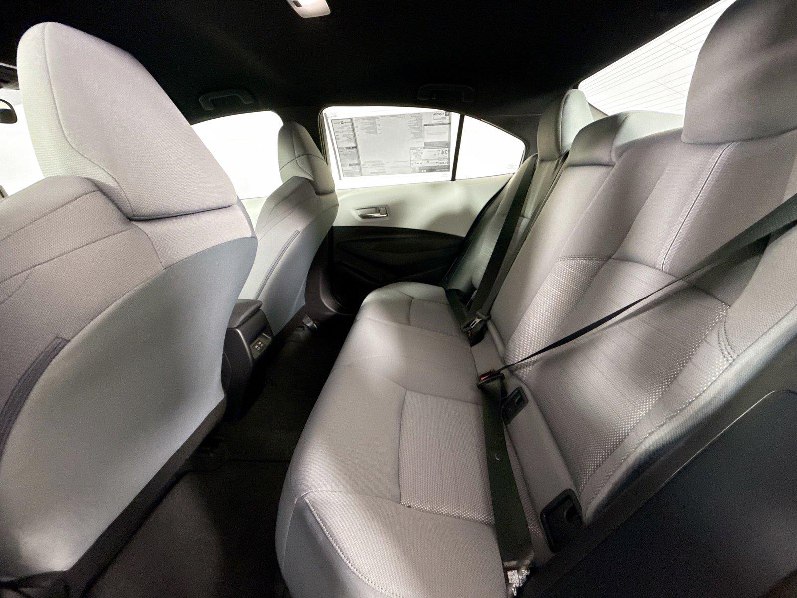 2026 Toyota Corolla SE photo 32