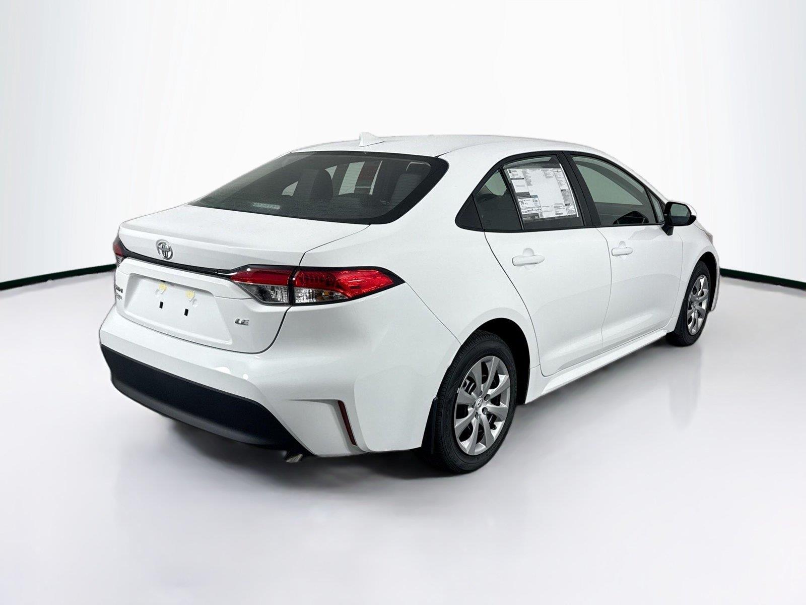 2026 Toyota Corolla LE photo 5