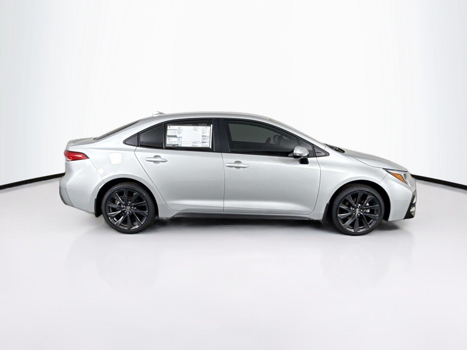 2026 Toyota Corolla SE photo 5