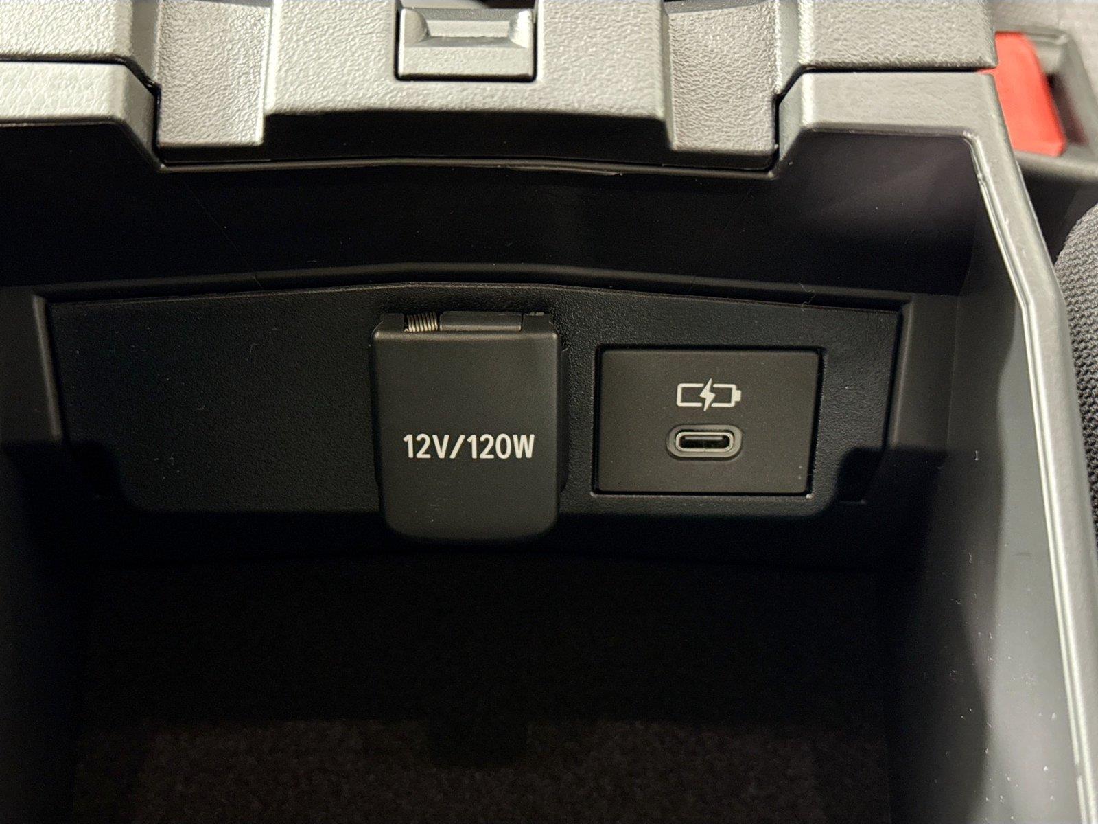 2026 Toyota Corolla SE photo 36