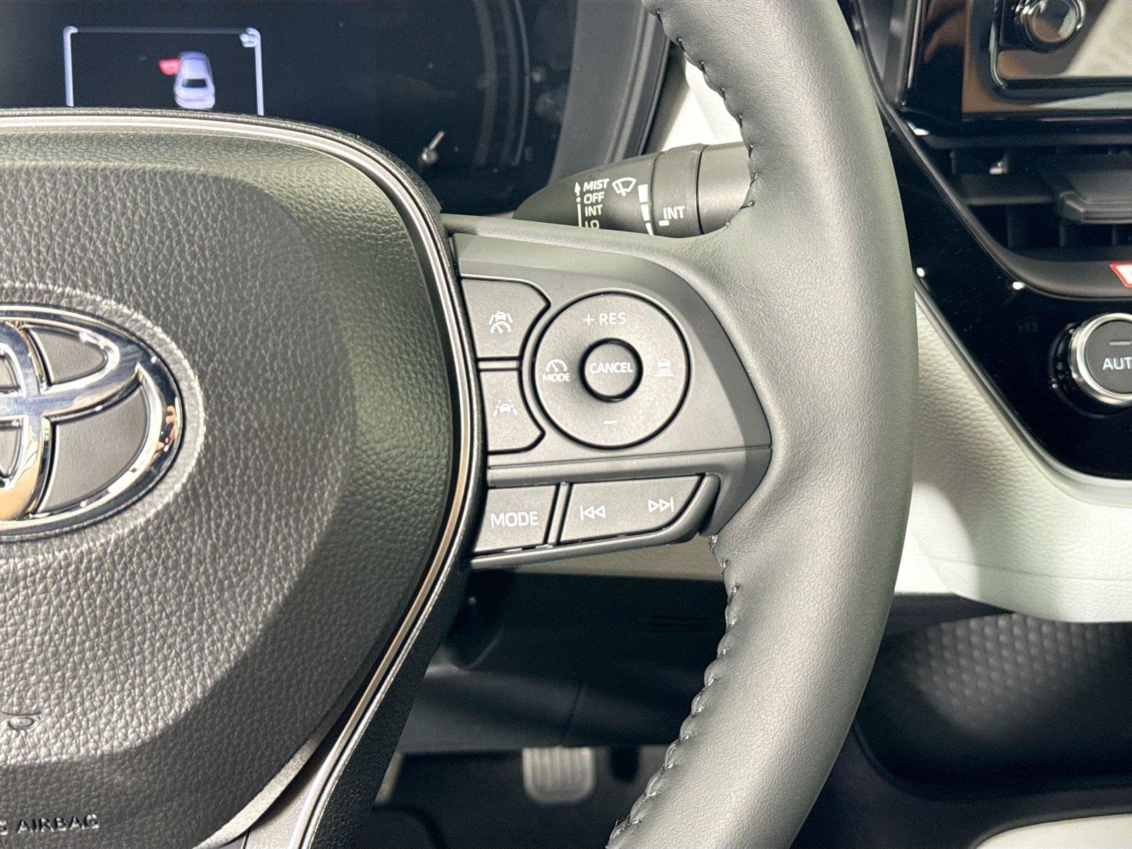 2026 Toyota Corolla SE photo 17