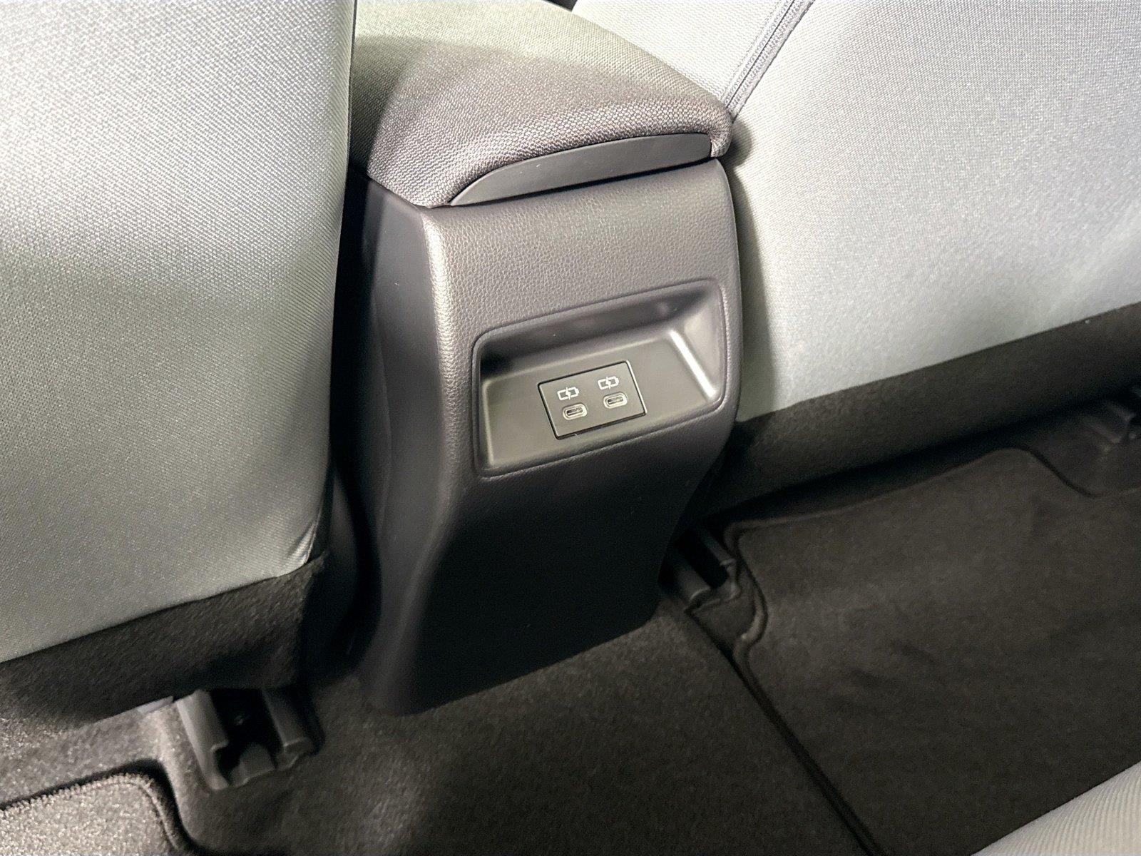 2026 Toyota Corolla SE photo 37