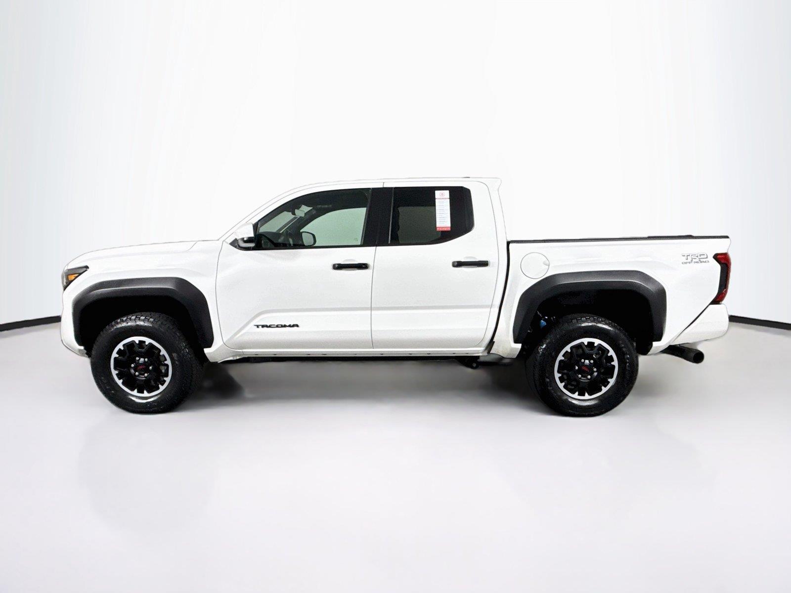 2024 Toyota Tacoma TRD Off-Road photo 12