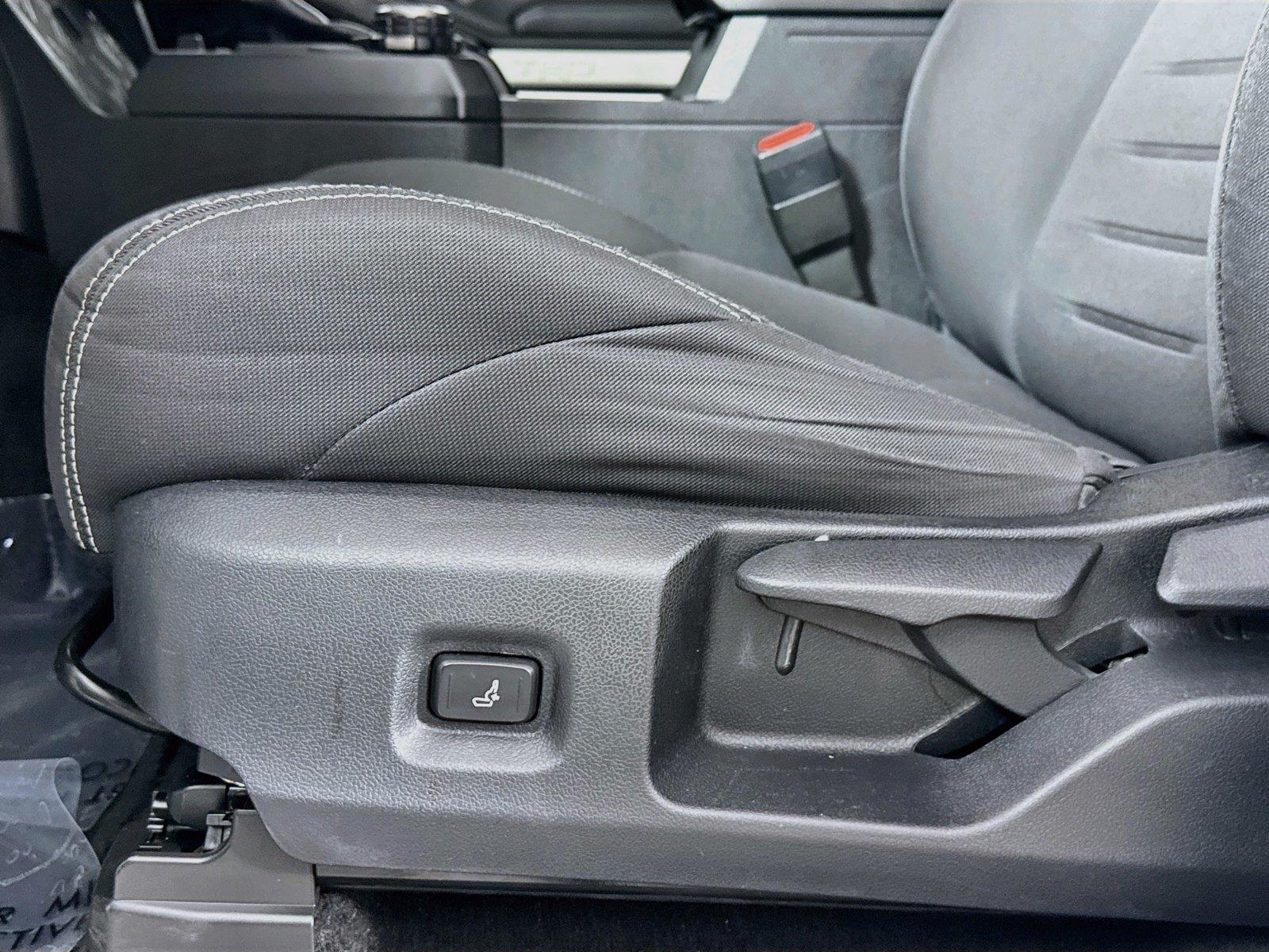 2024 Toyota Tacoma TRD Off-Road photo 26