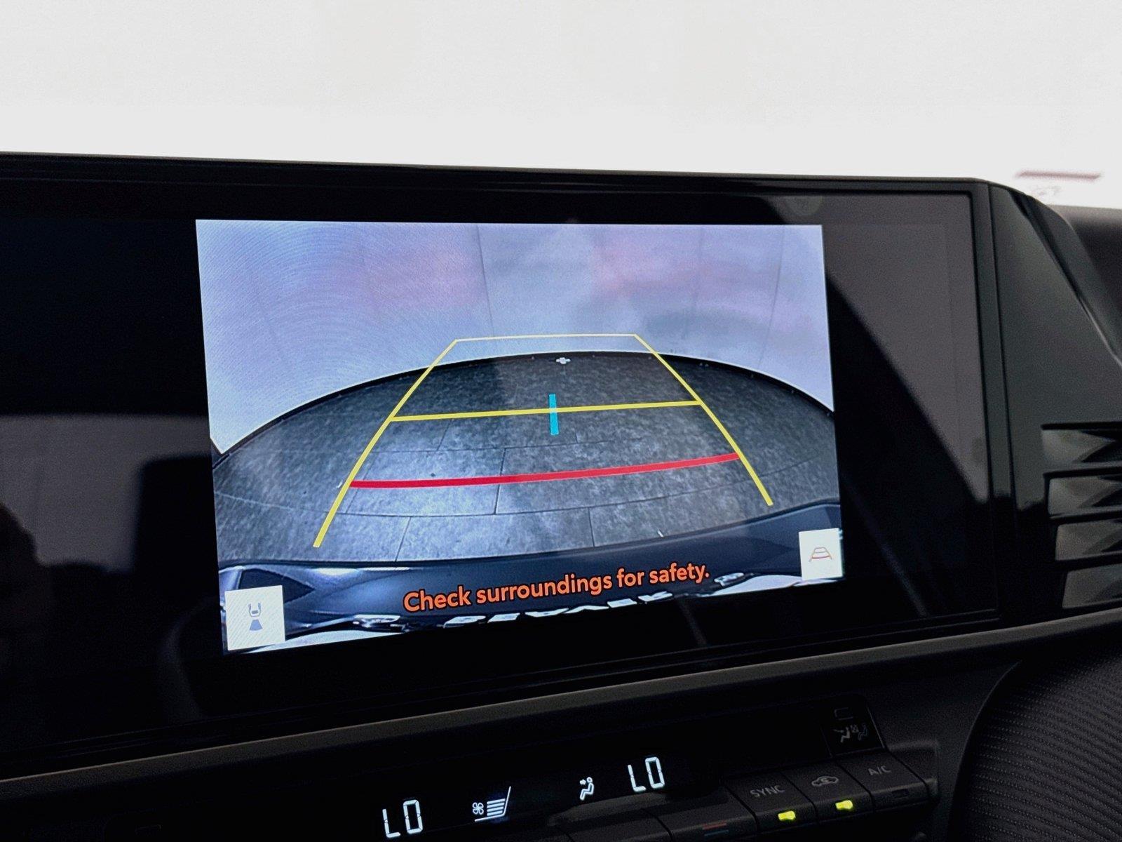 2025 Toyota Camry SE photo 24