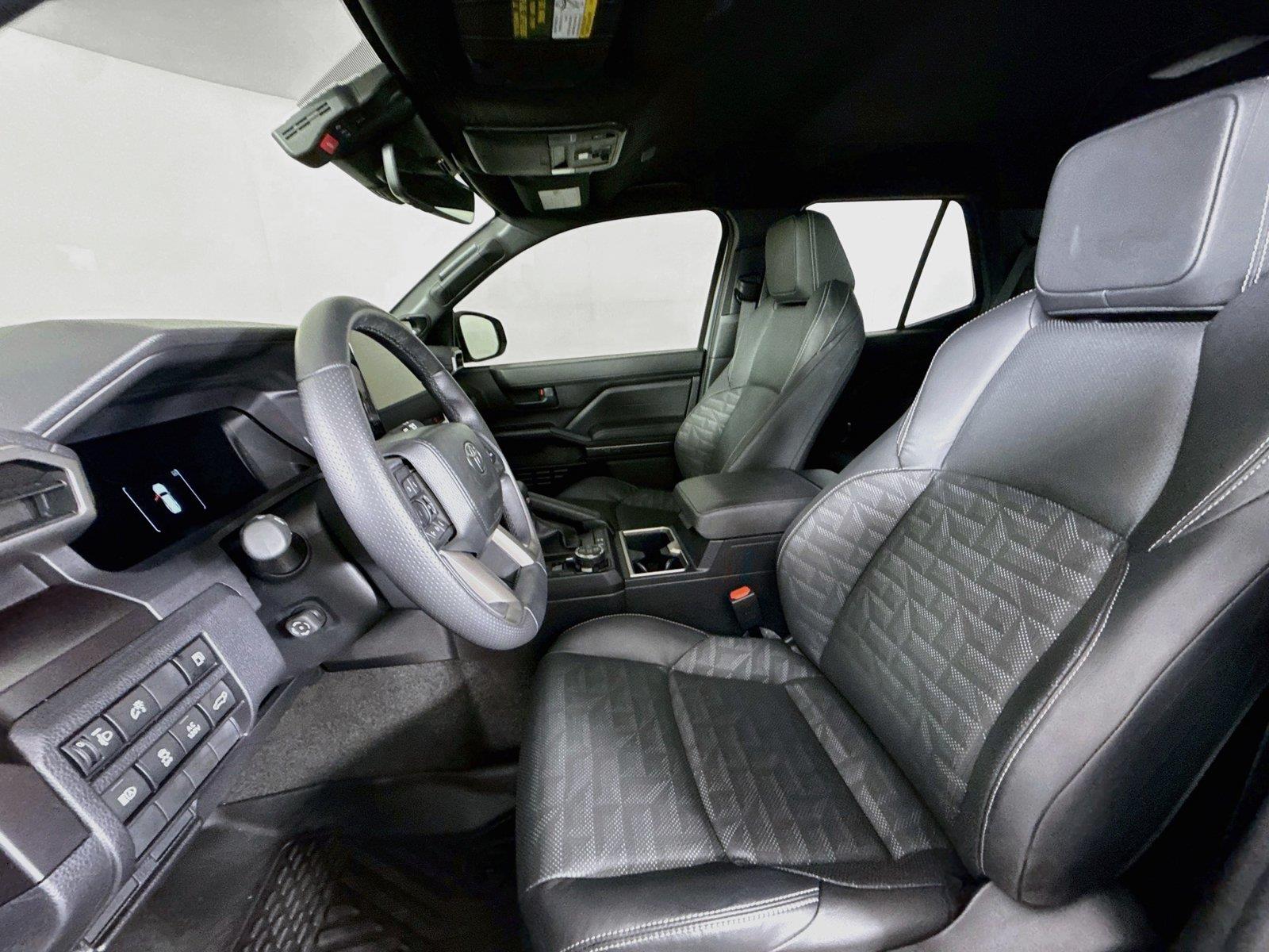 2025 Toyota 4Runner Hybrid TRD Off Road Premium photo 2