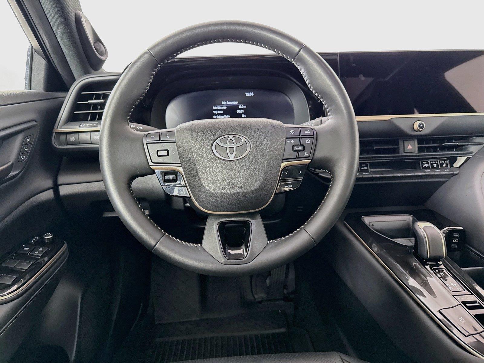 2026 Toyota Crown Limited photo 32
