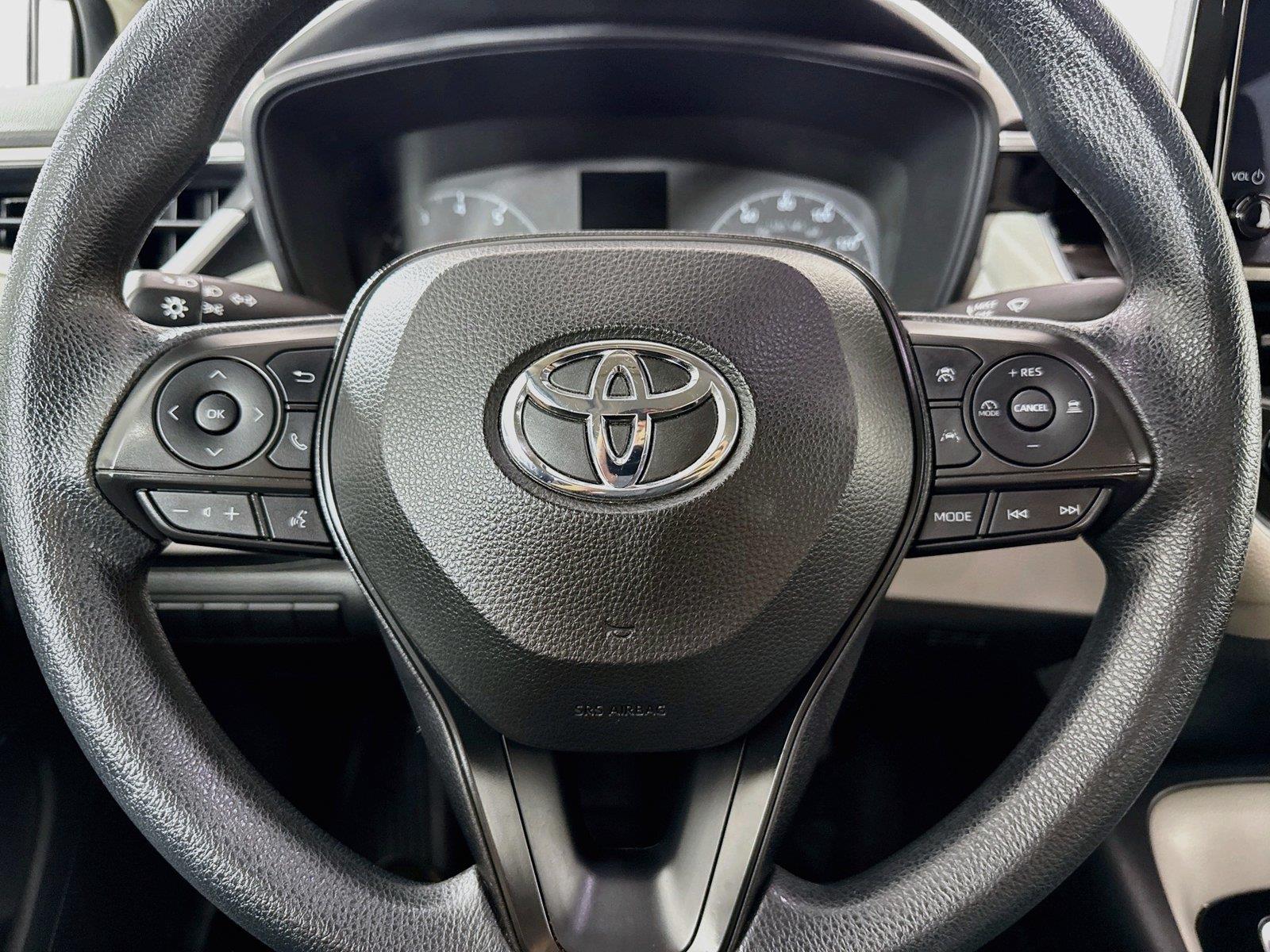 2023 Toyota Corolla LE photo 15