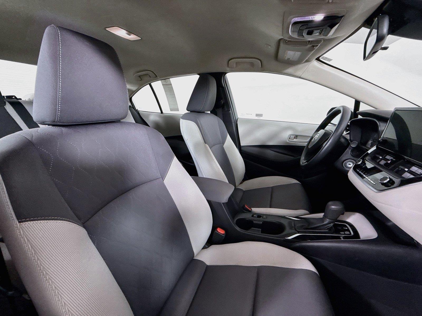 2023 Toyota Corolla LE photo 37