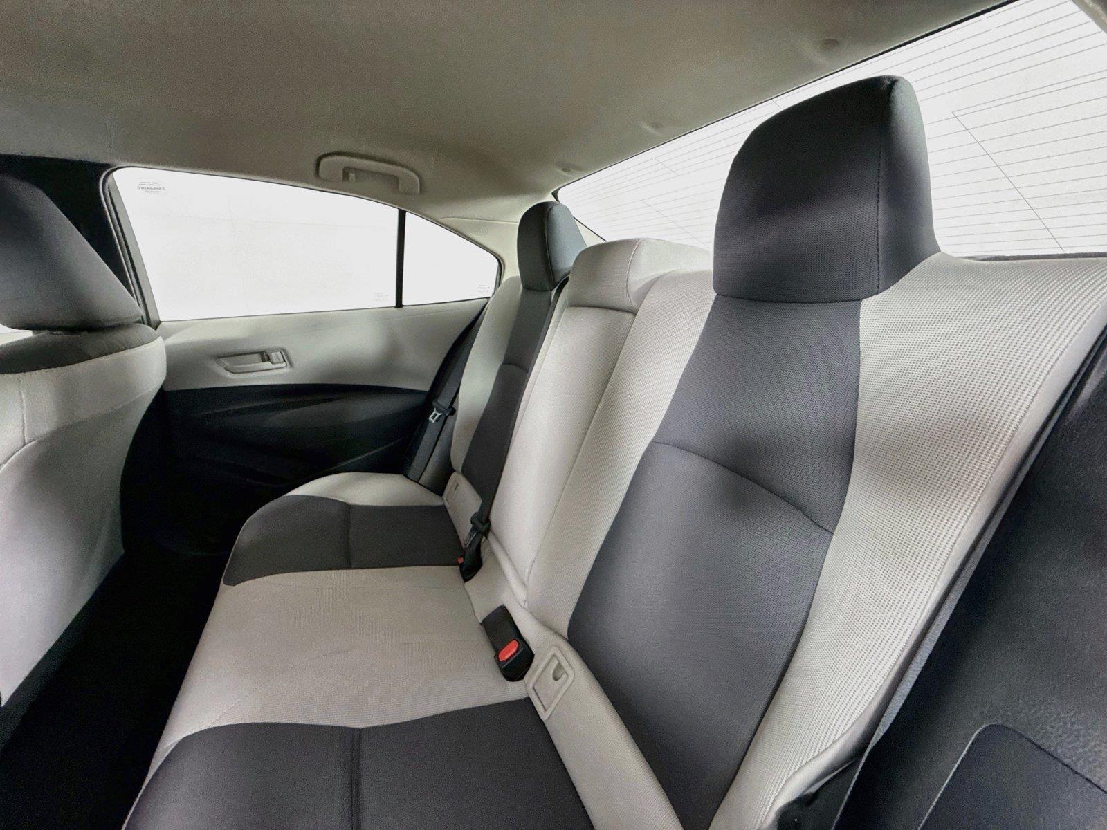 2023 Toyota Corolla LE photo 26