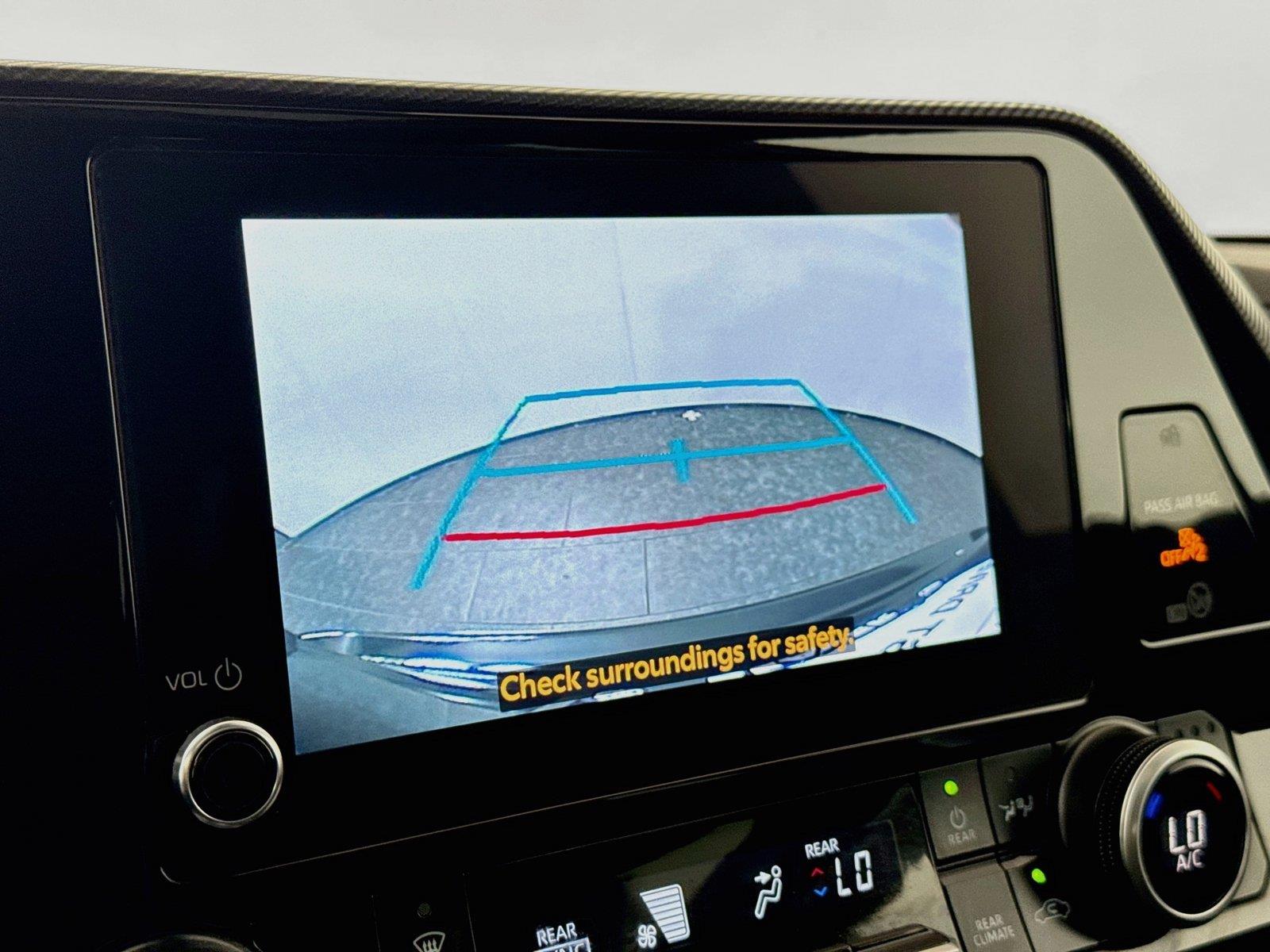 2025 Toyota Highlander LE photo 25