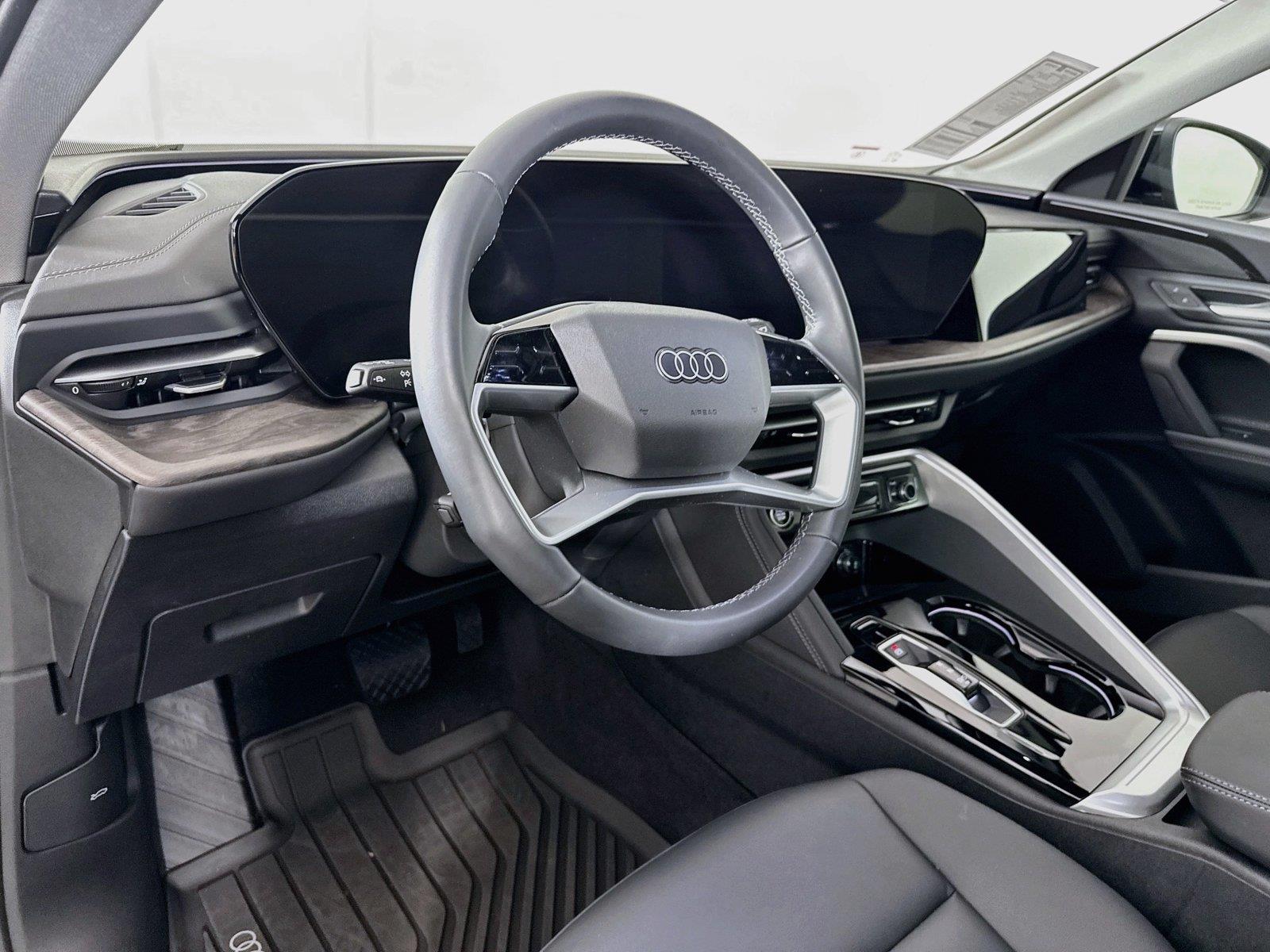 2025 Audi Q5 Premium photo 3