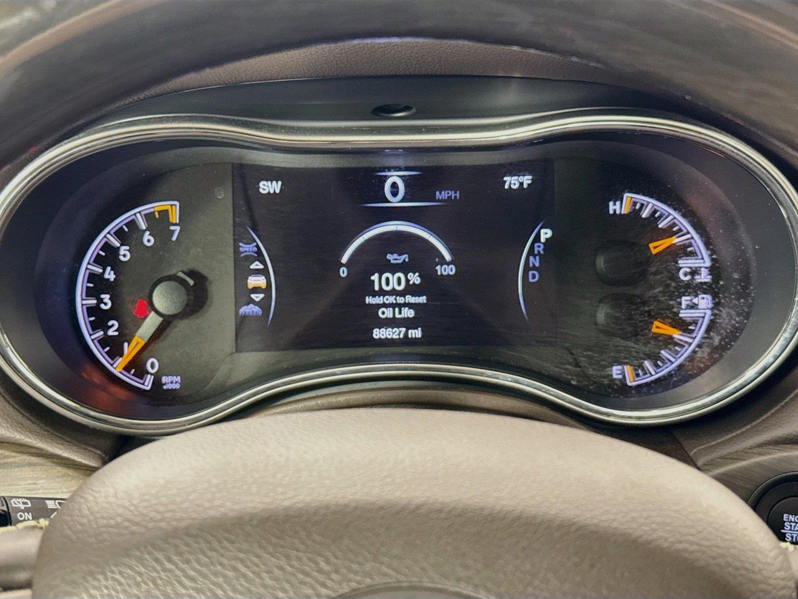 2021 Jeep Grand Cherokee Overland photo 19