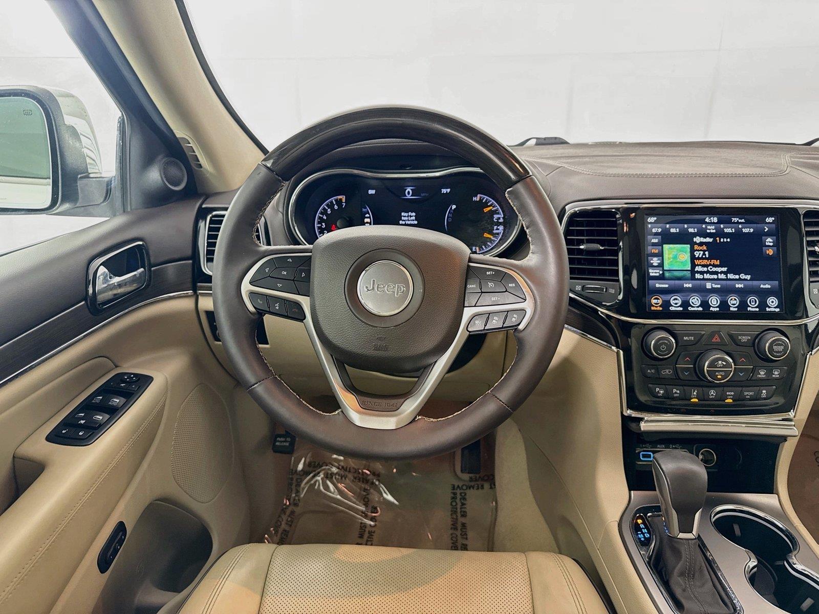 2021 Jeep Grand Cherokee Overland photo 32