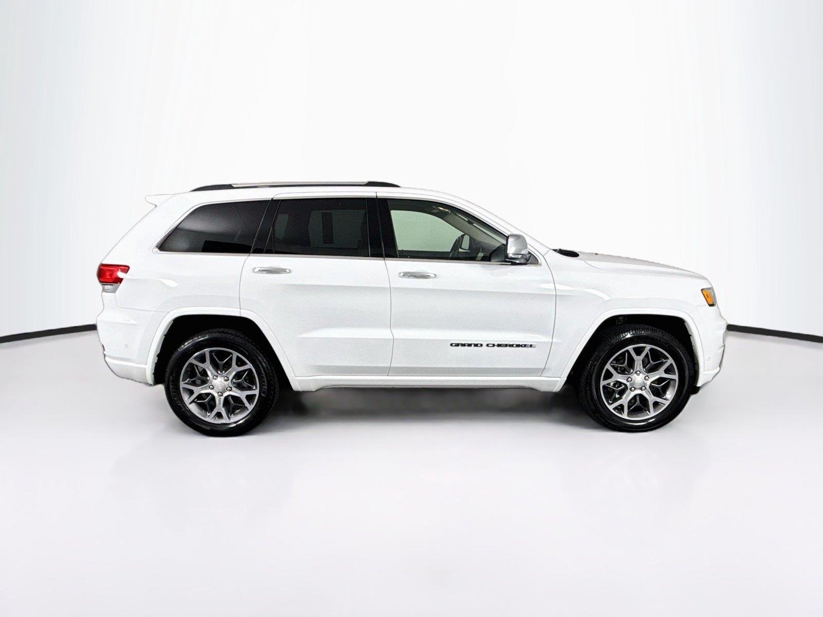 2021 Jeep Grand Cherokee Overland photo 9