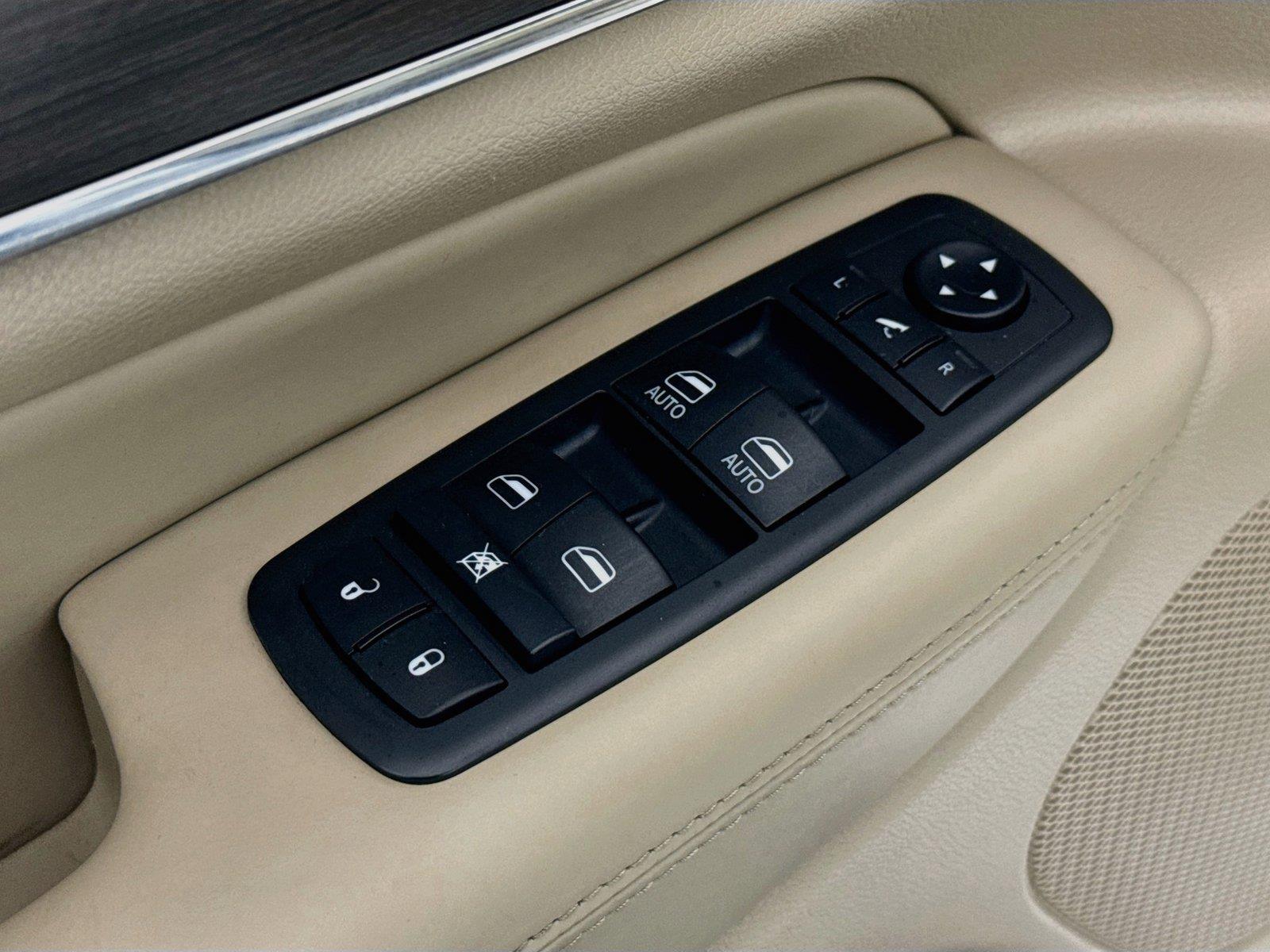 2021 Jeep Grand Cherokee Overland photo 29