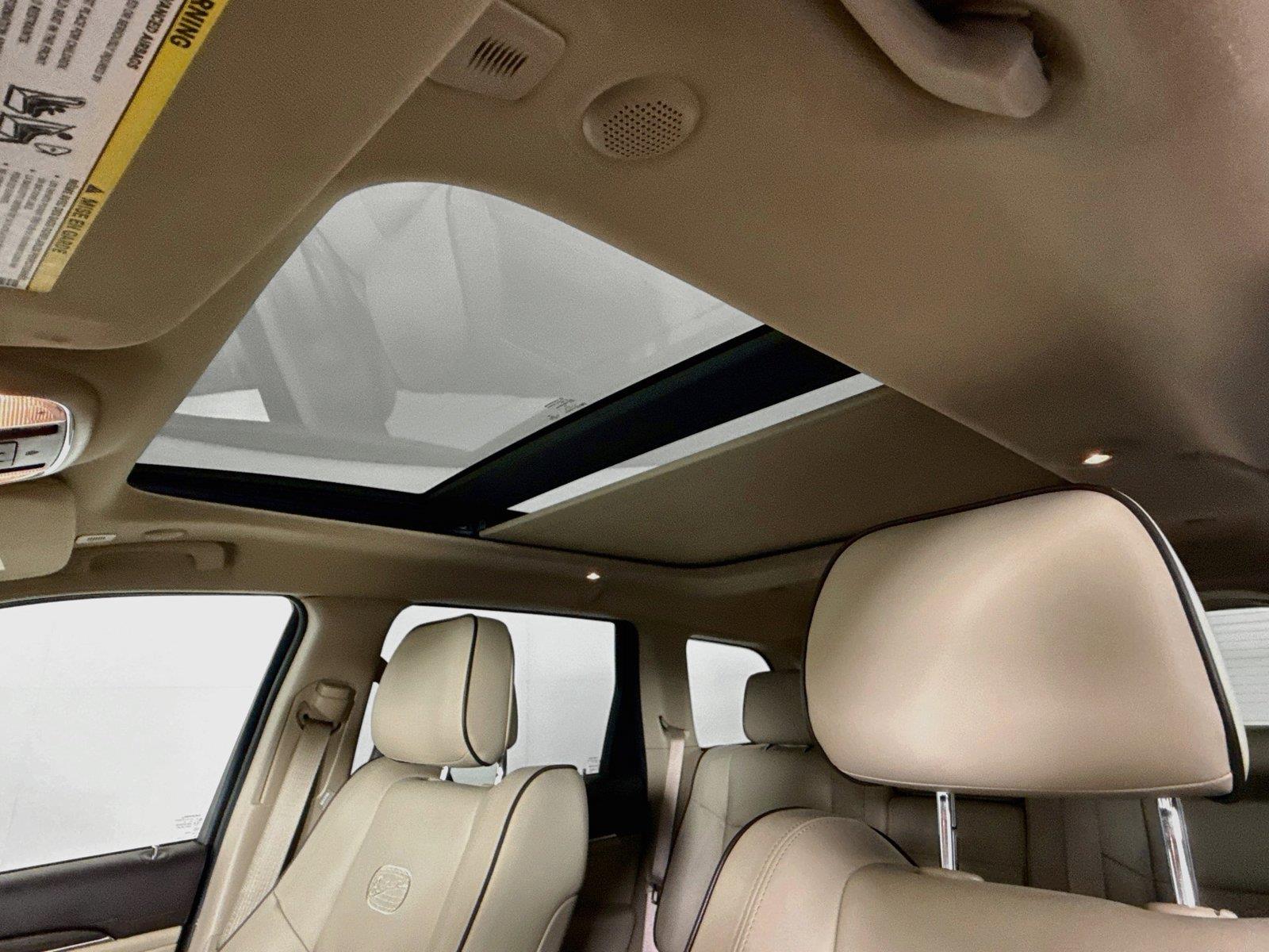 2021 Jeep Grand Cherokee Overland photo 5