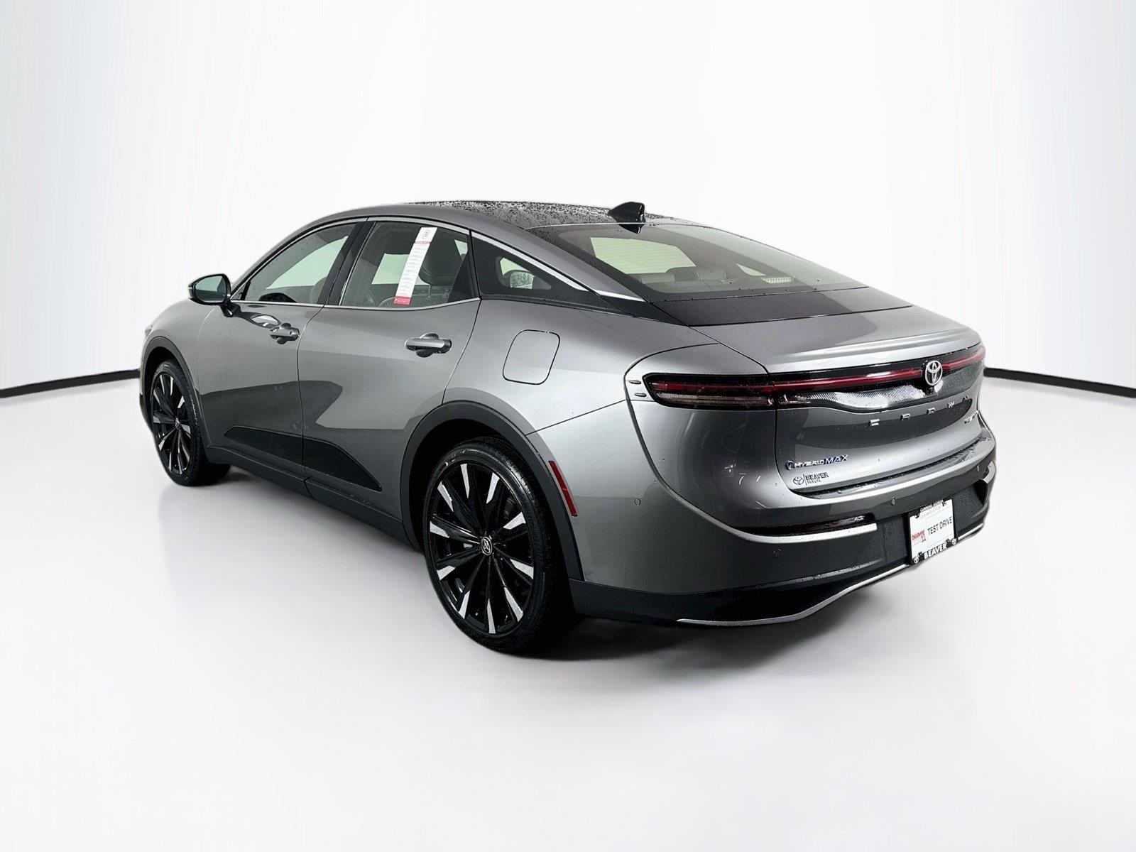 2026 Toyota Crown Platinum photo 12