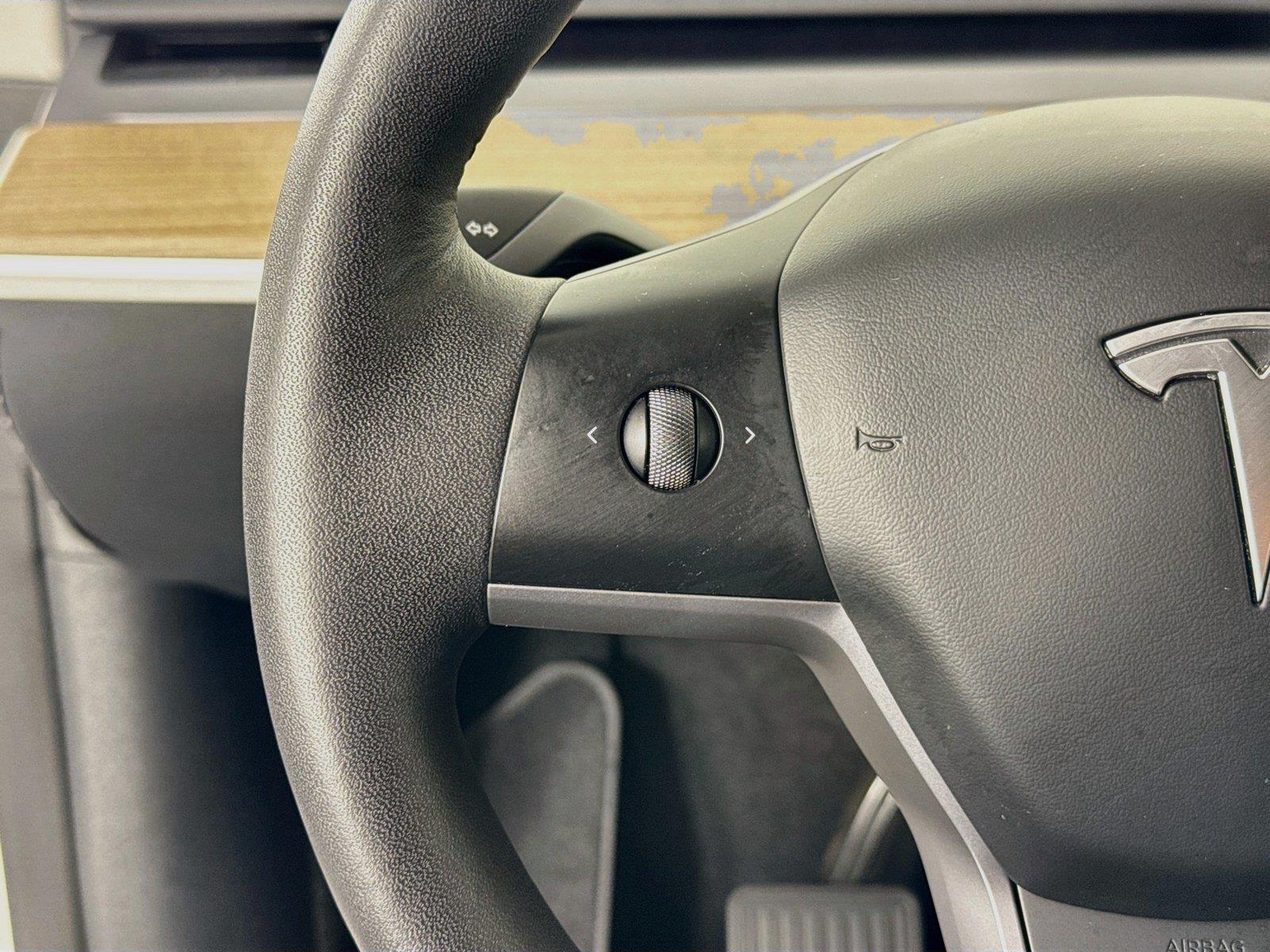 2023 Tesla Model Y Long Range photo 15
