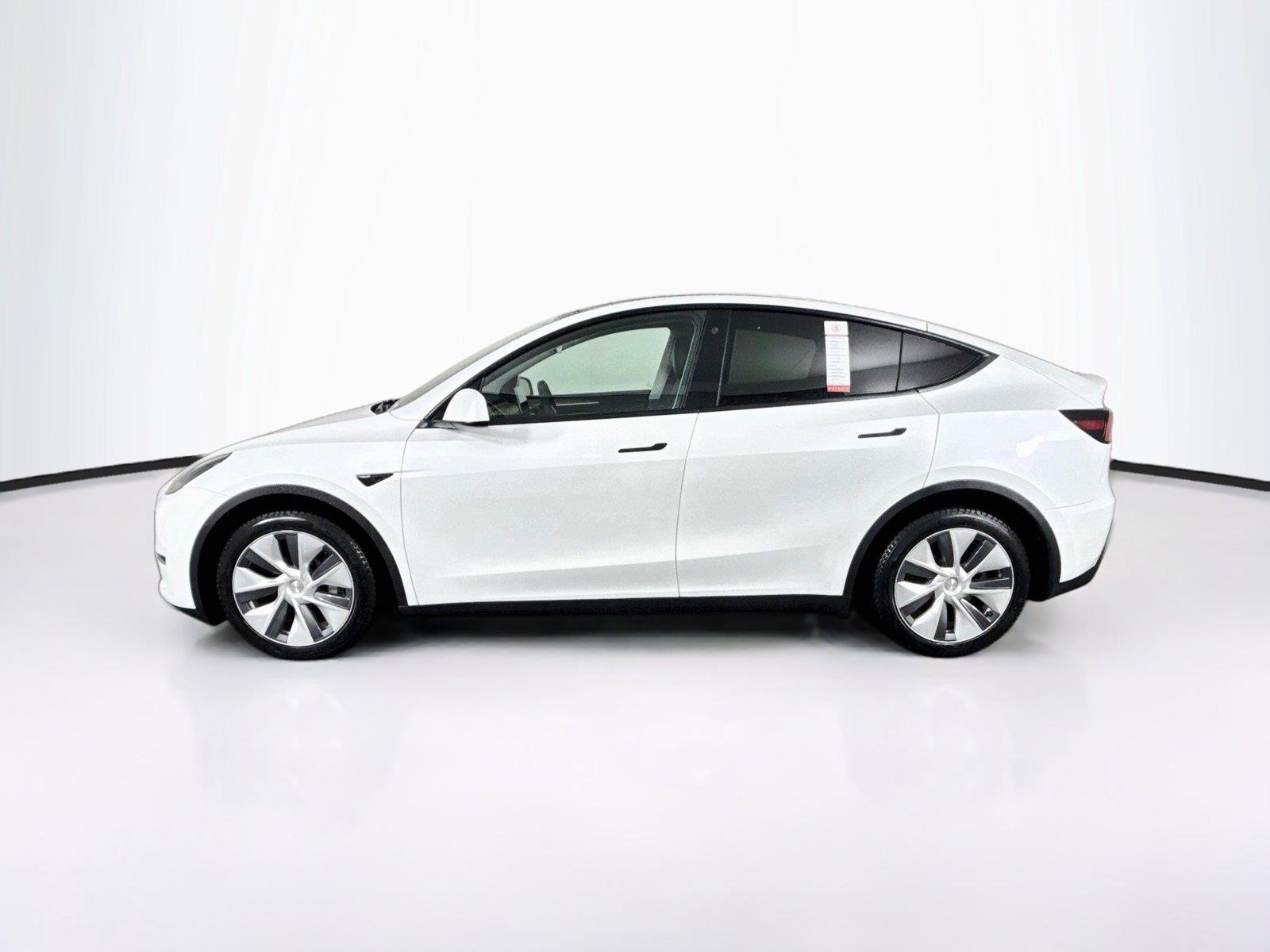2023 Tesla Model Y Long Range photo 13