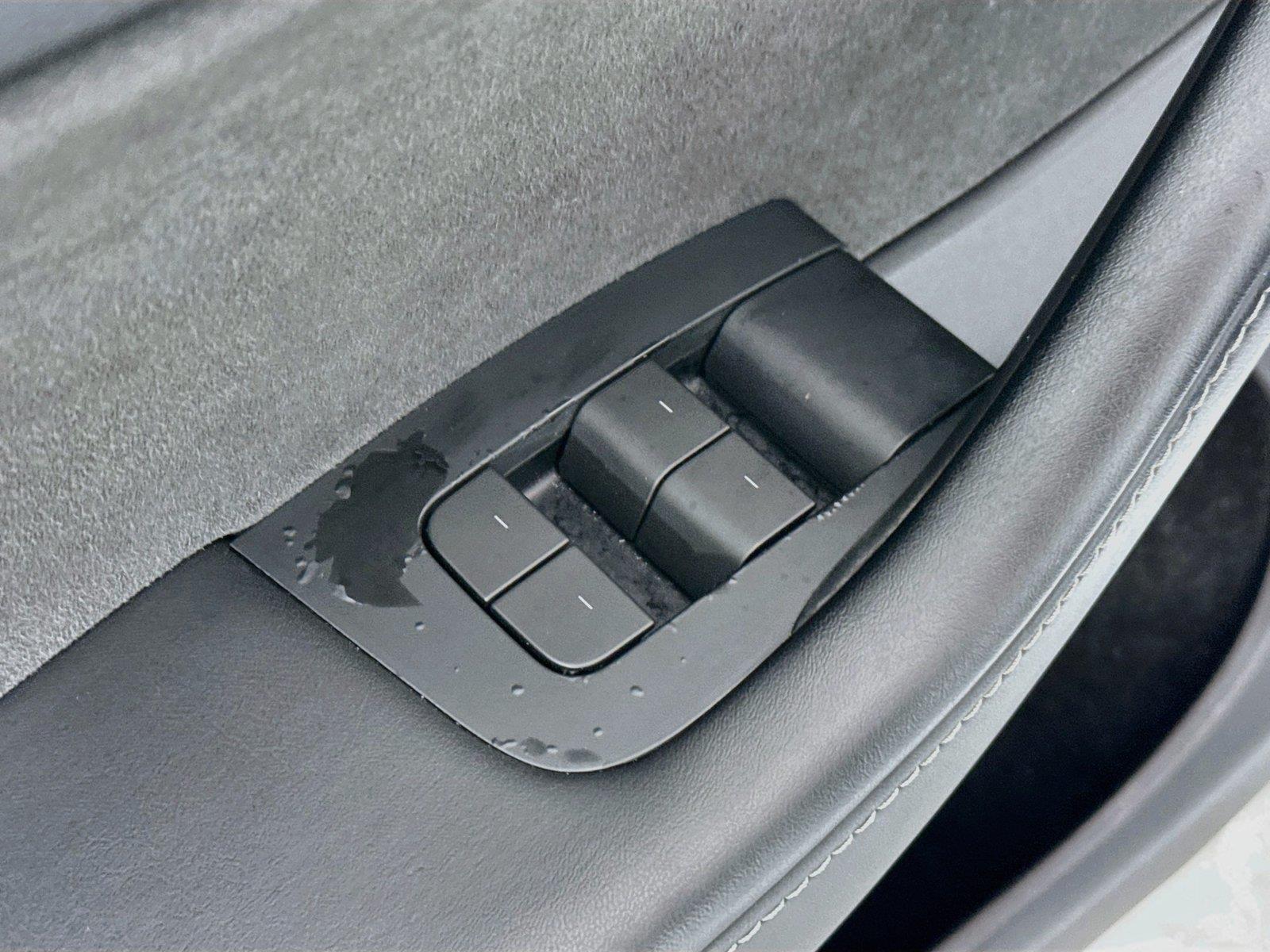 2023 Tesla Model Y Long Range photo 24