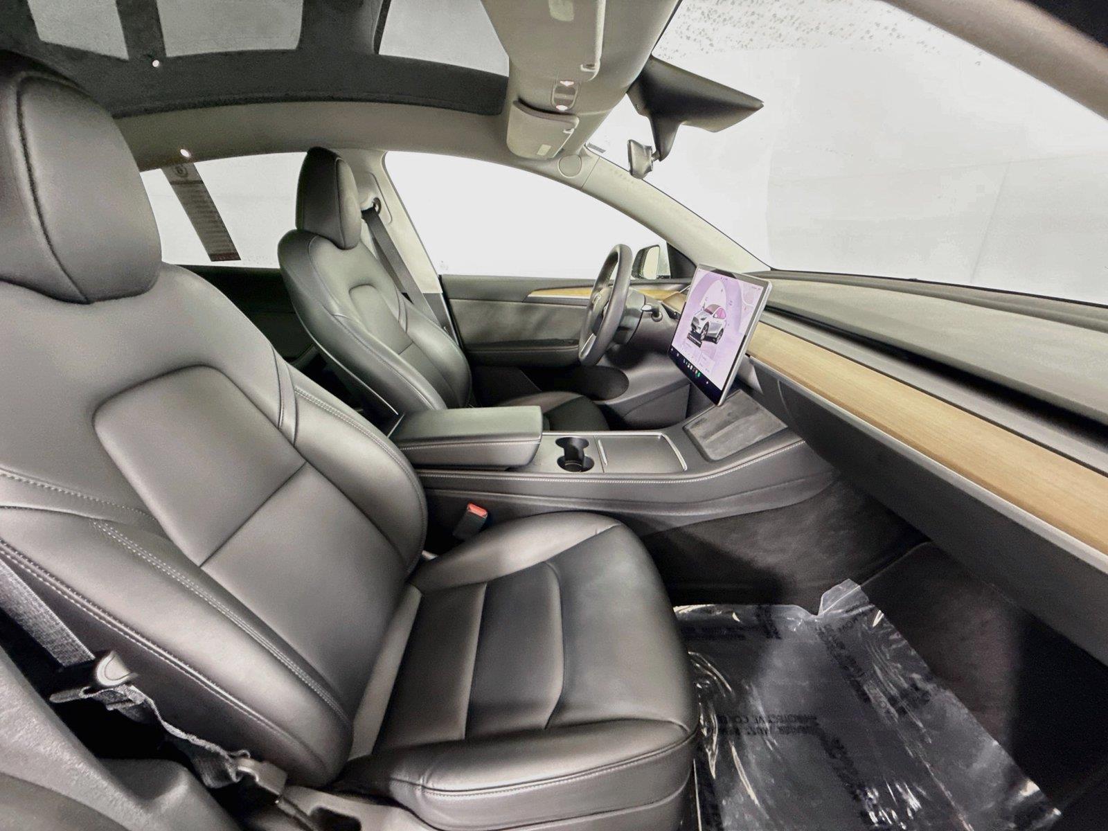 2023 Tesla Model Y Long Range photo 37