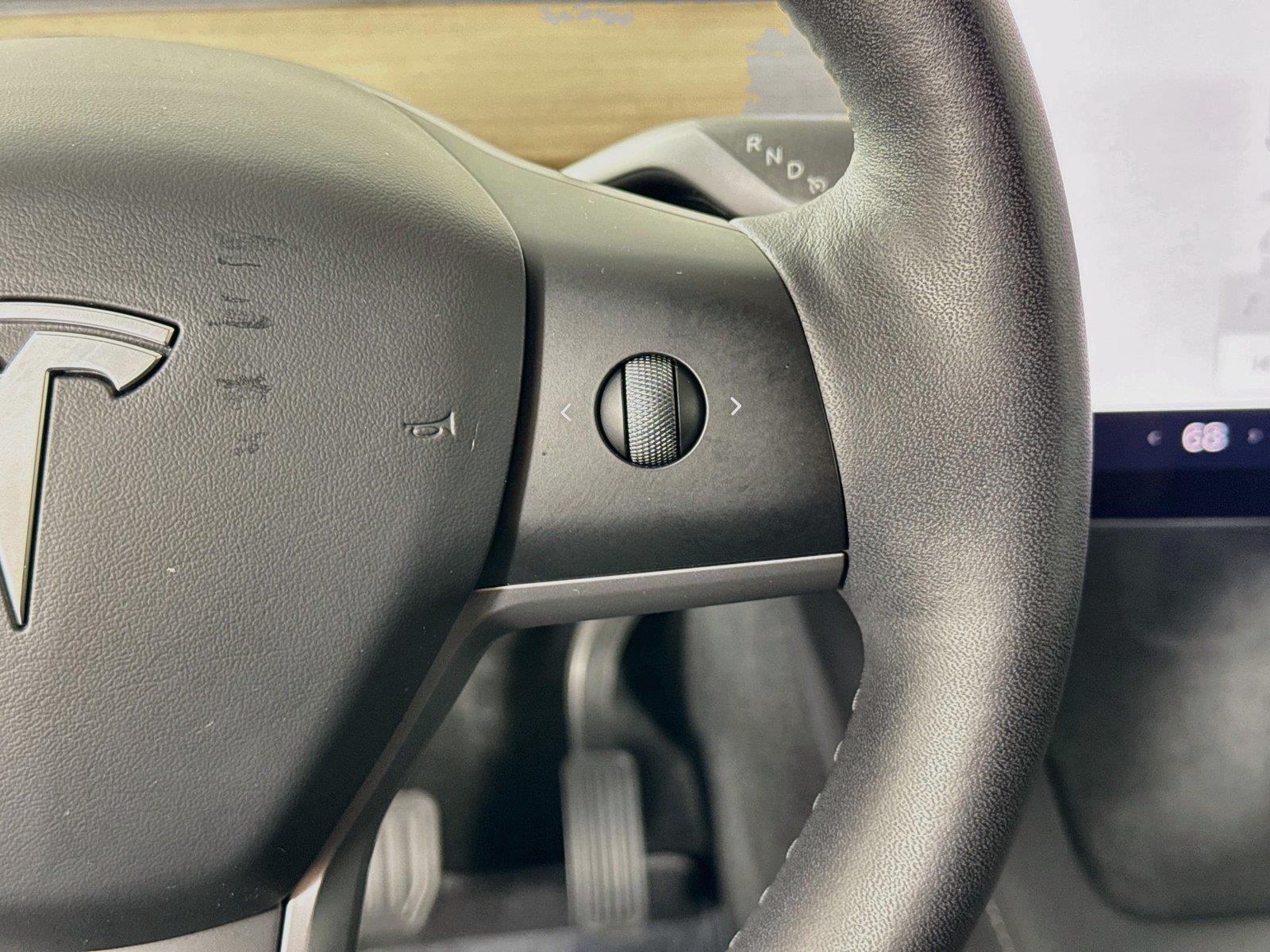 2023 Tesla Model Y Long Range photo 16