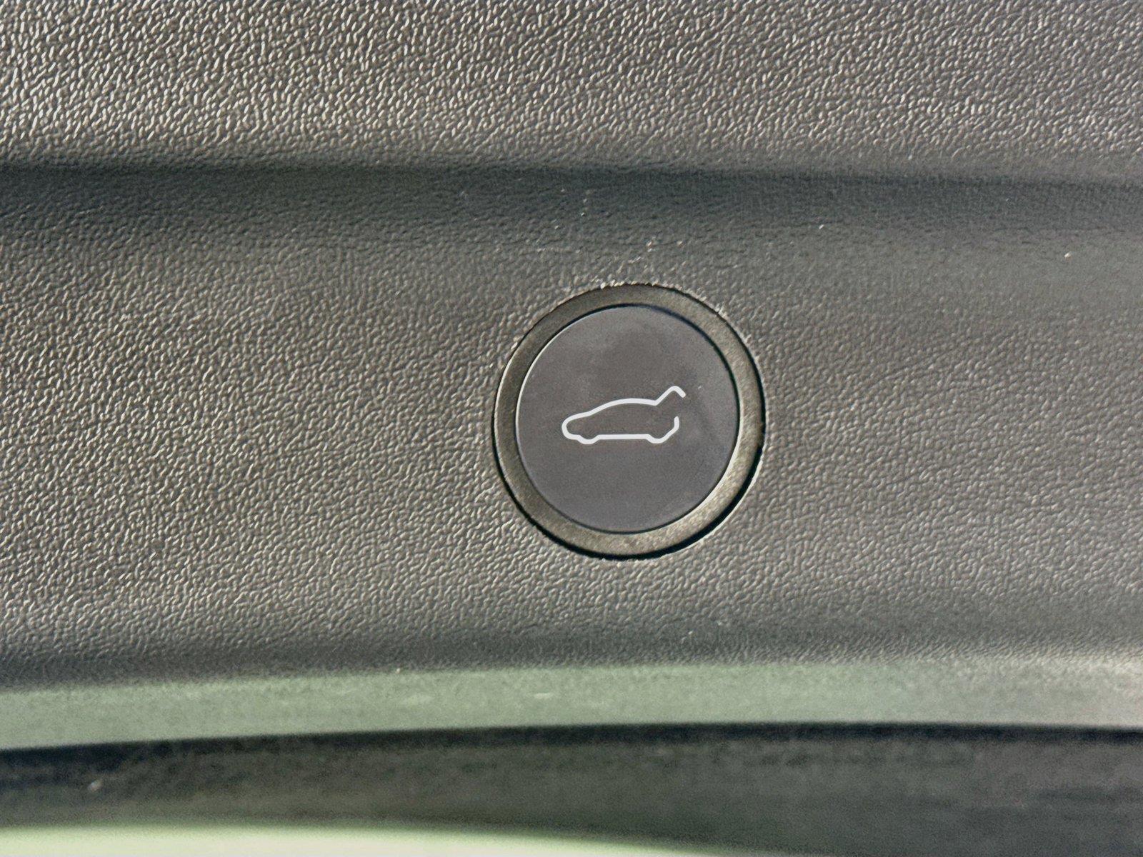 2023 Tesla Model Y Long Range photo 34